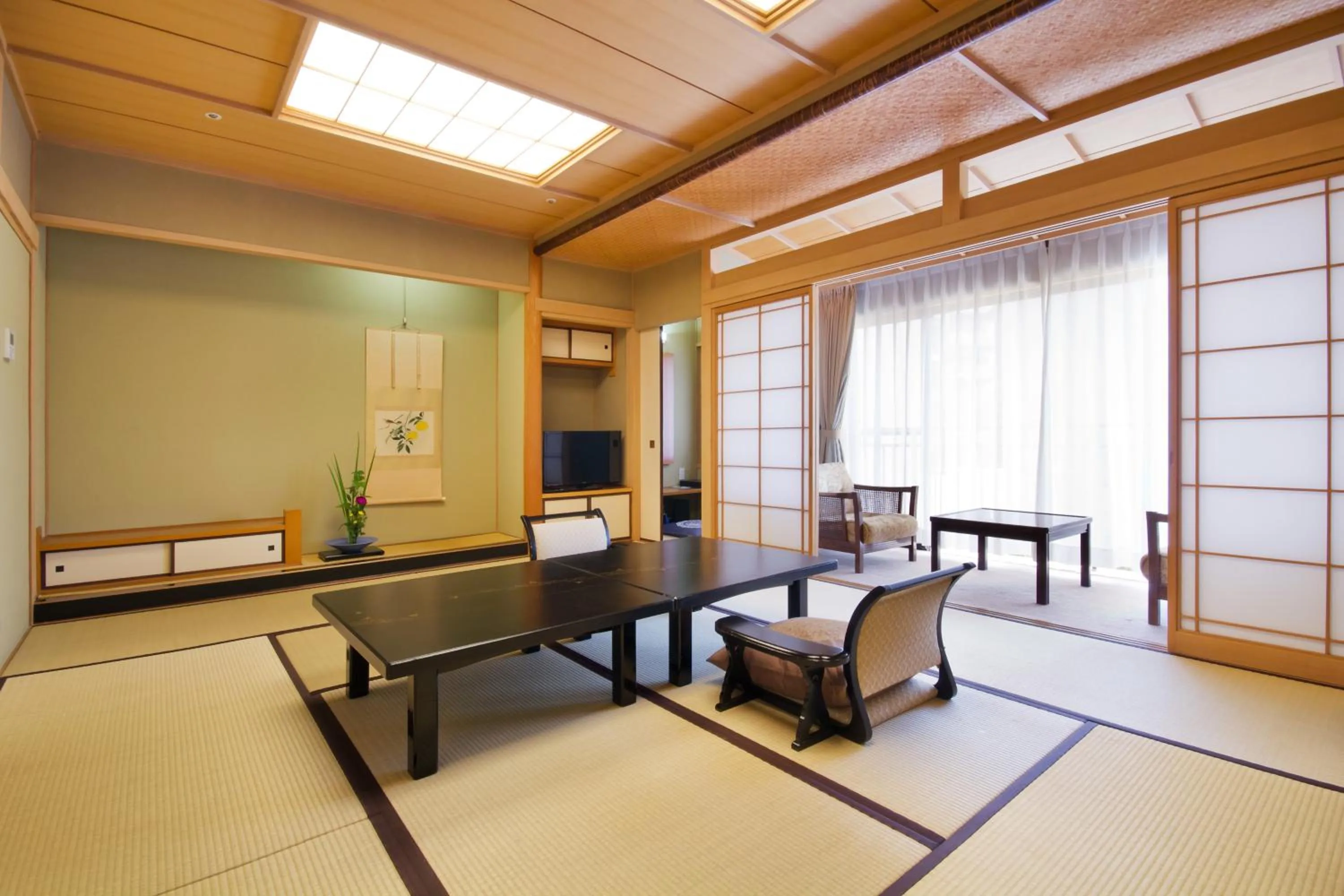 Photo of the whole room in Funaya