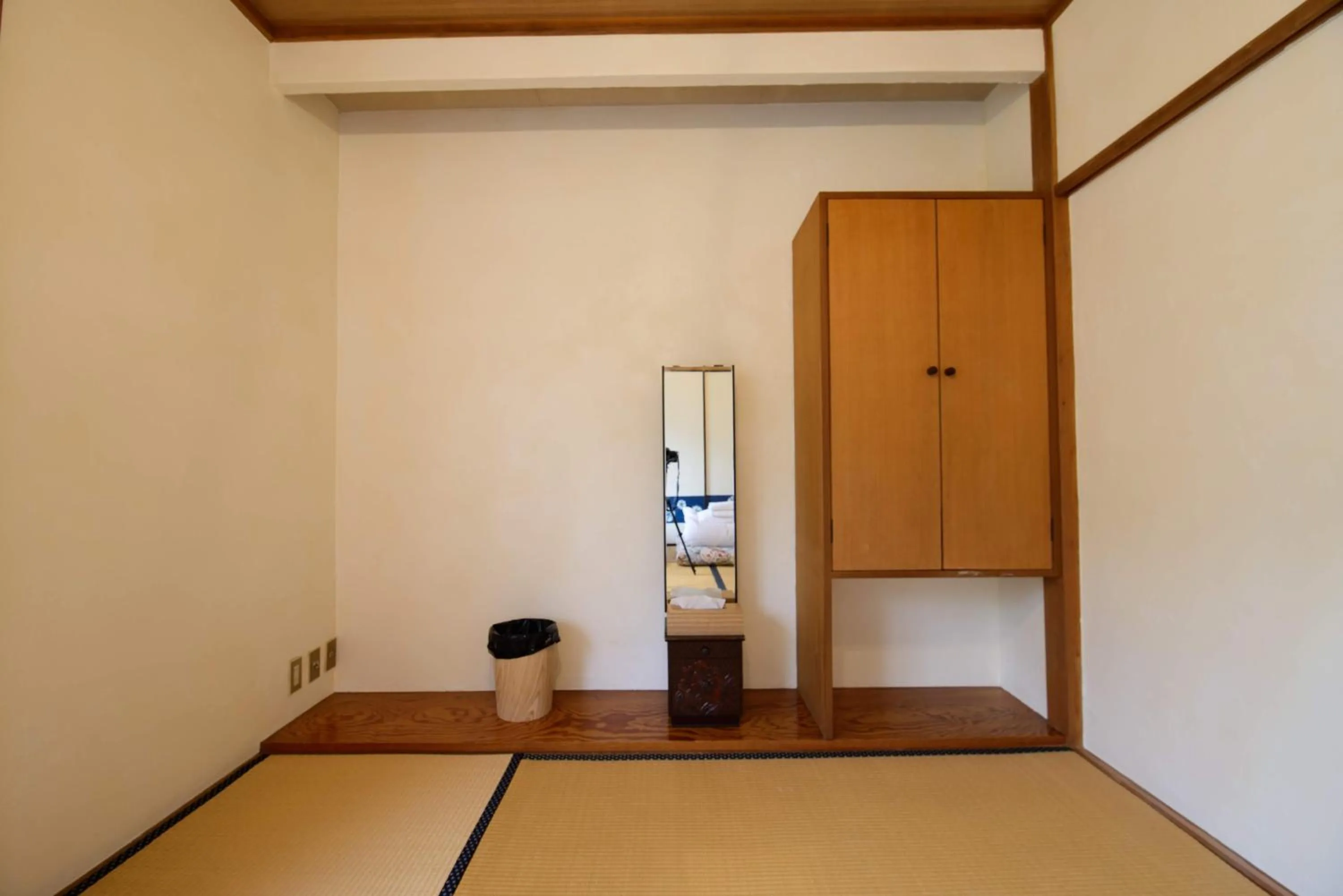 Photo of the whole room, Bed in Irori Guest House Tenmaku