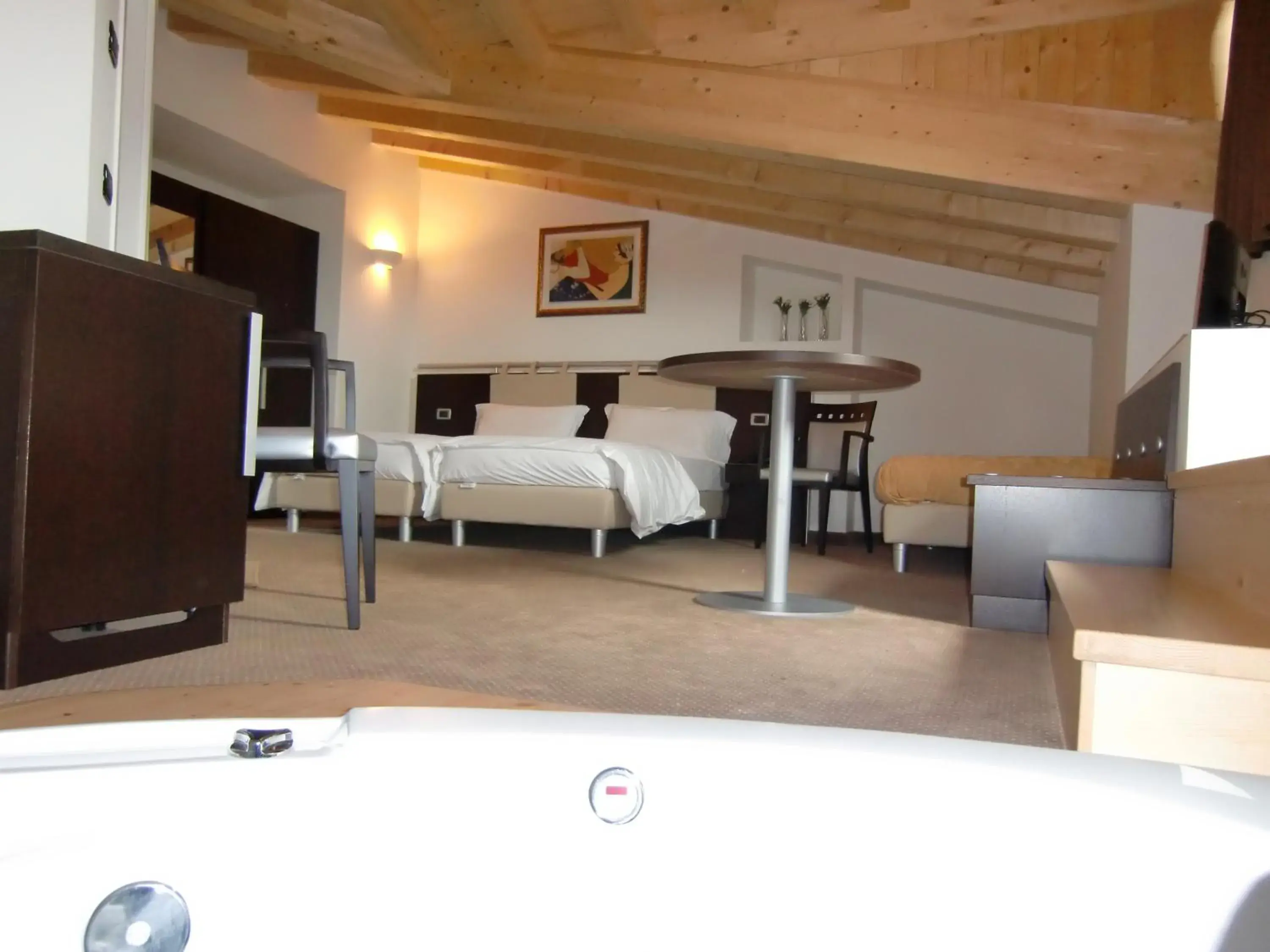 Deluxe Double or Twin Room with Spa Bath in Hotel La Perla Deluxe Double or Twin Room with Spa Bath in Hotel La Perla