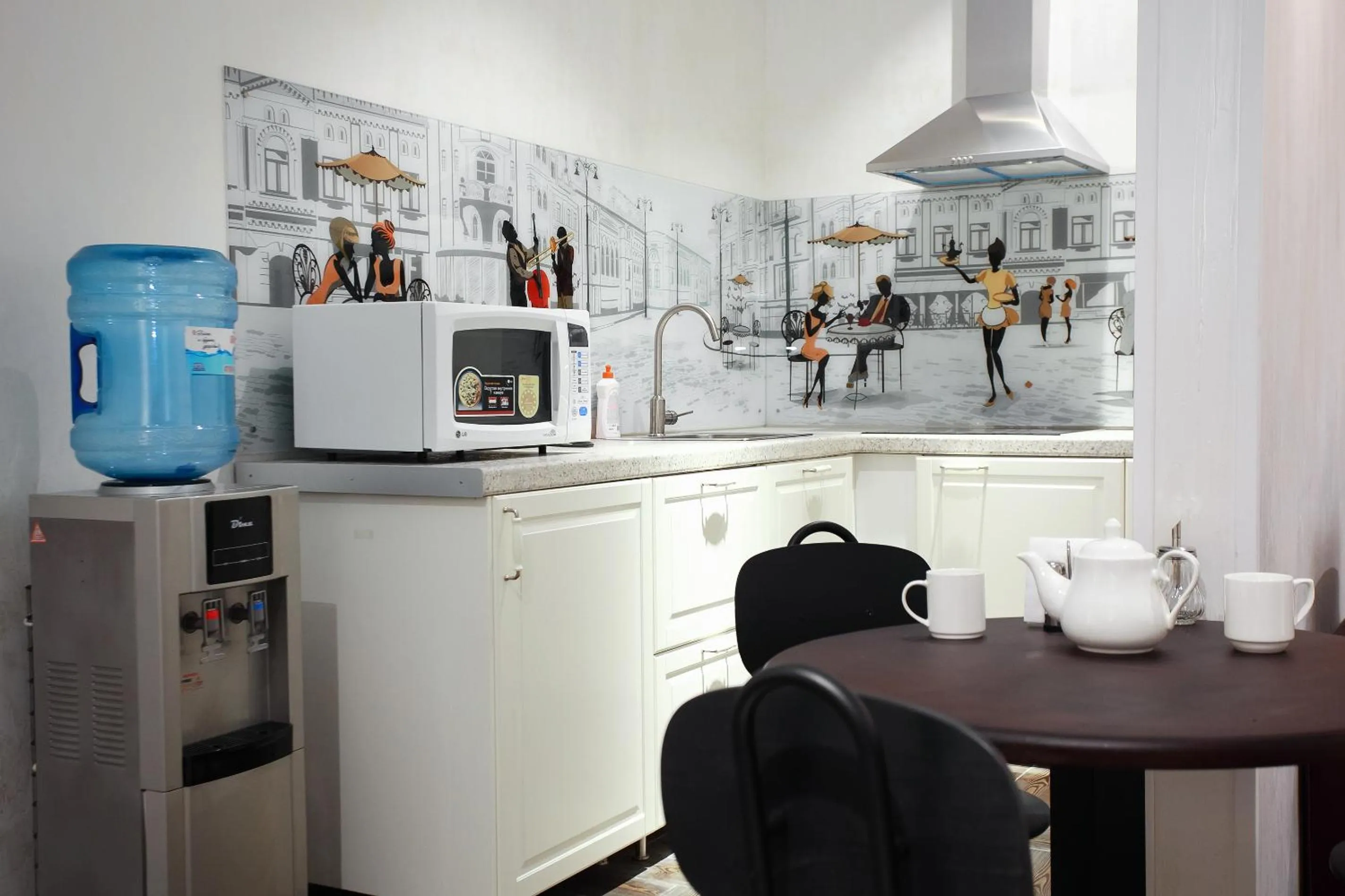 Coffee/tea facilities in Elysian hotel