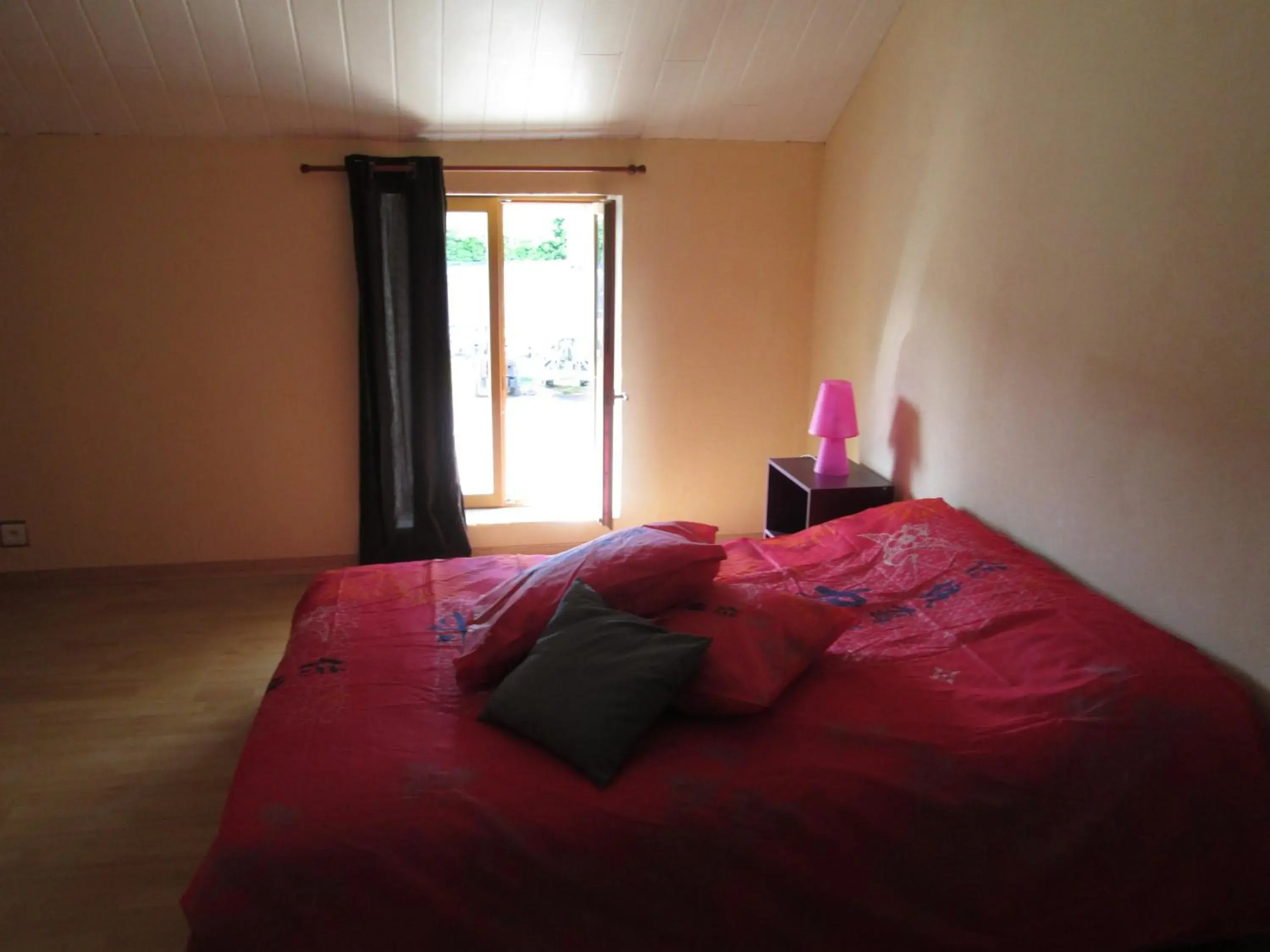 Quadruple Room in La Ferme de la Petite Noé Quadruple Room in La Ferme de la Petite Noé