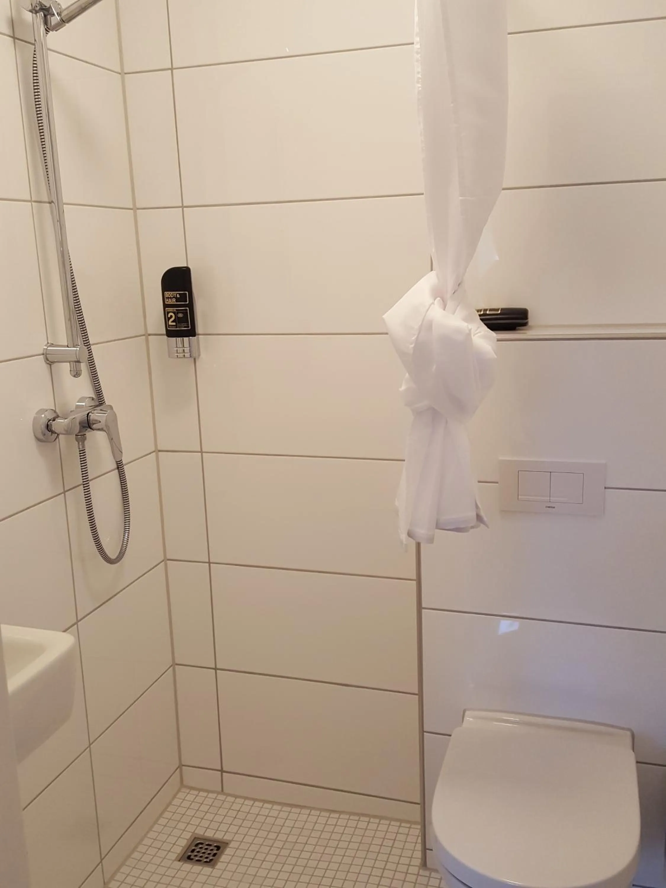 Bathroom in Aparthotel Marion Weber