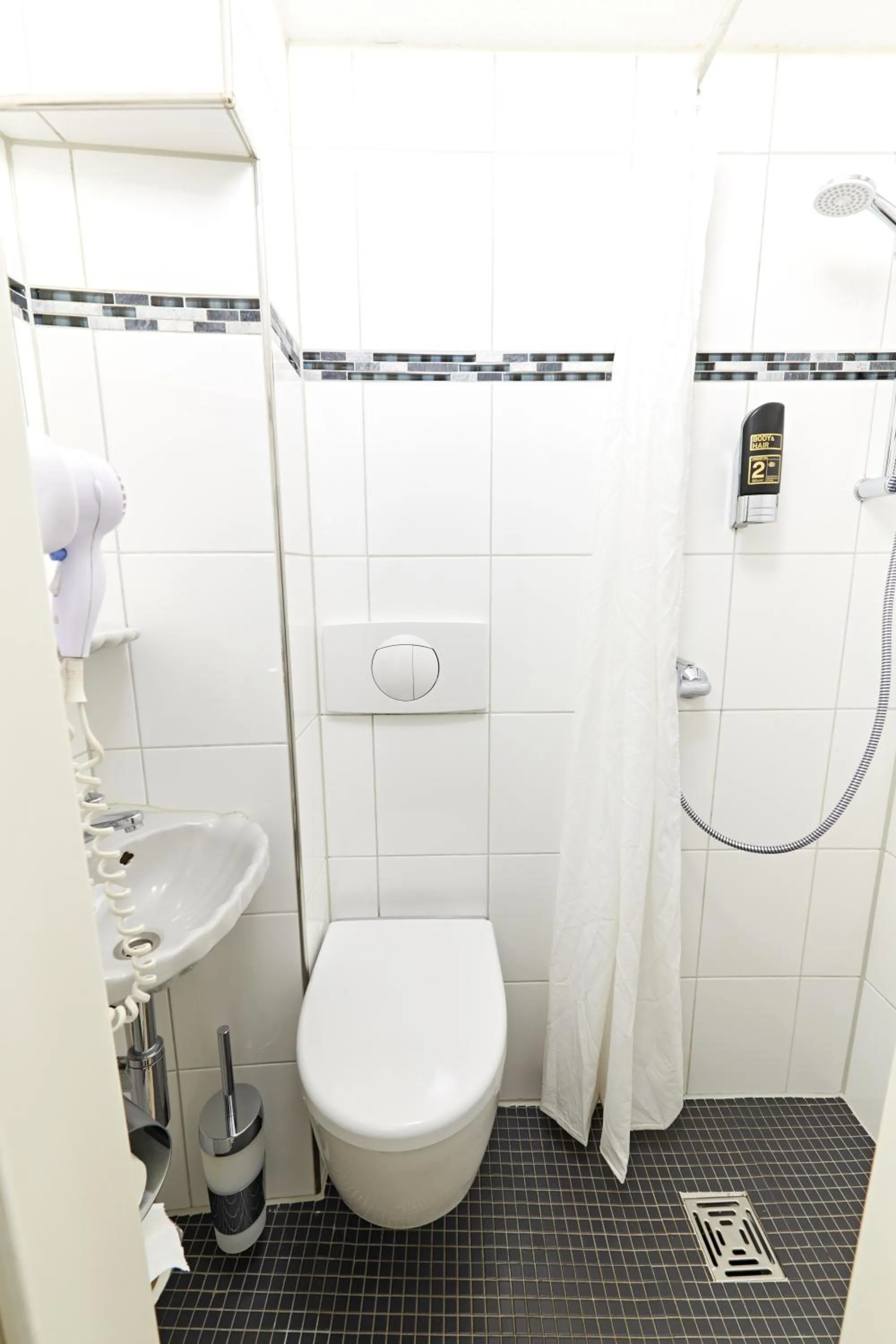 Shower in Aparthotel Marion Weber