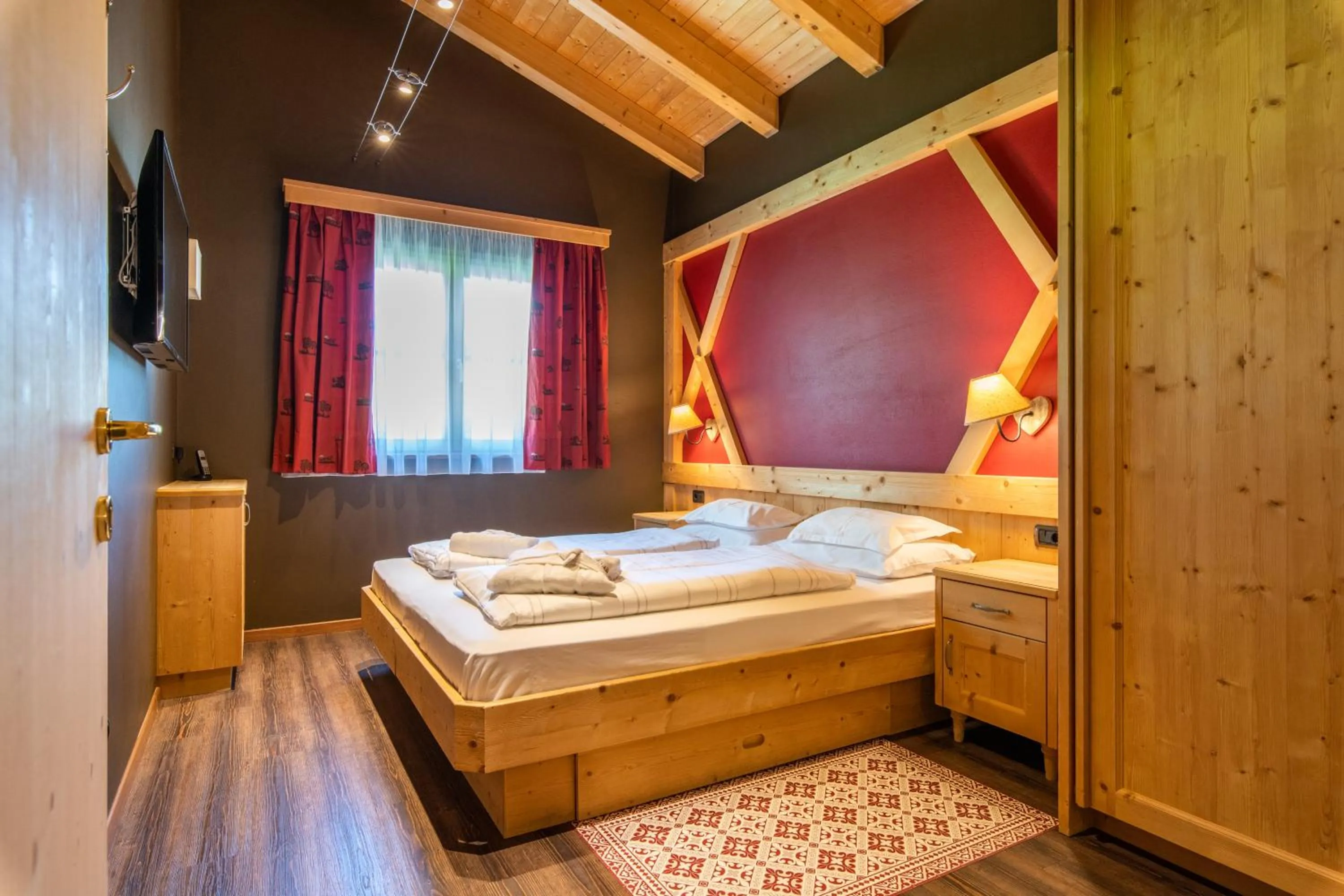 Bedroom, Bed in Hotel Somont