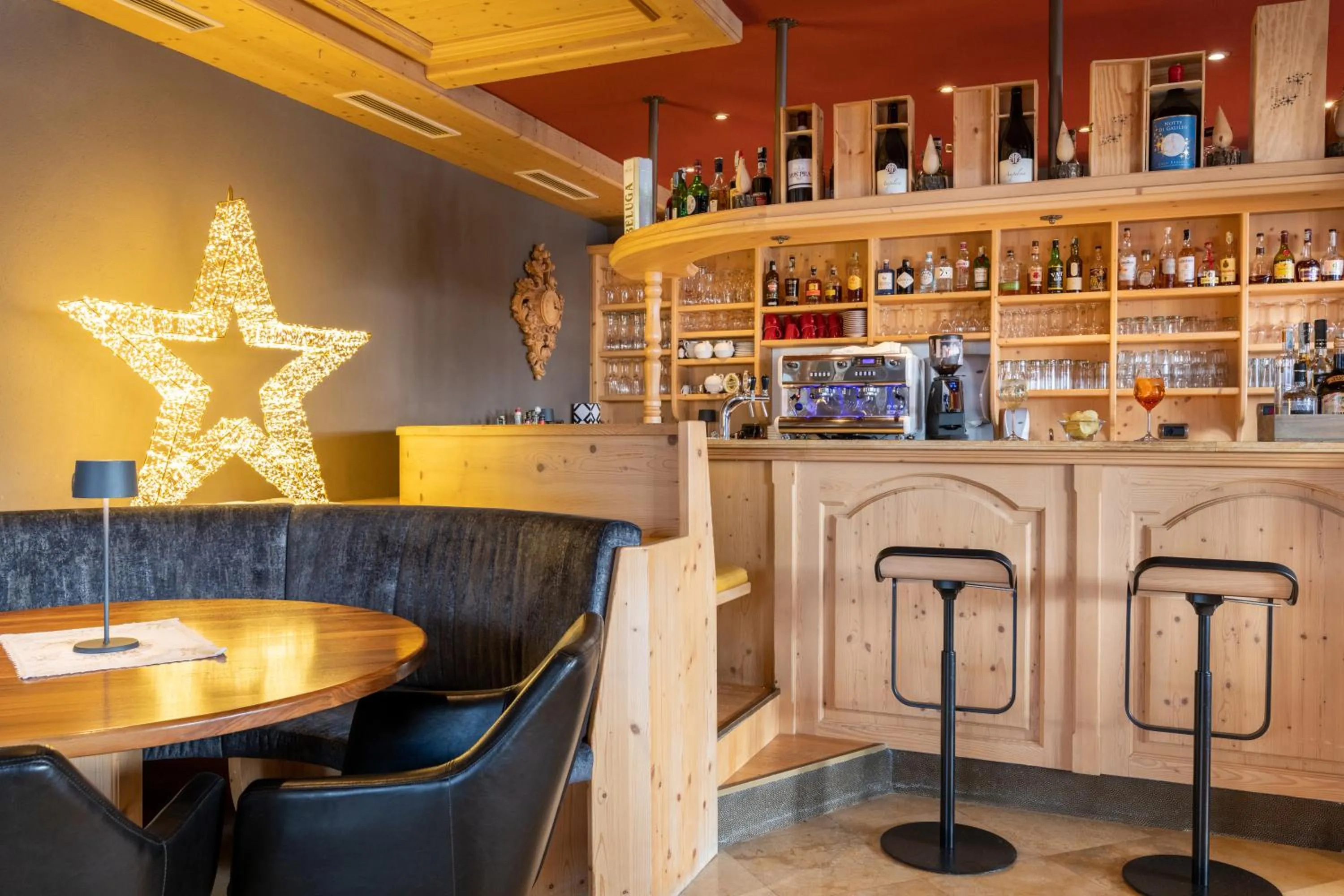 Lounge or bar in Hotel Somont