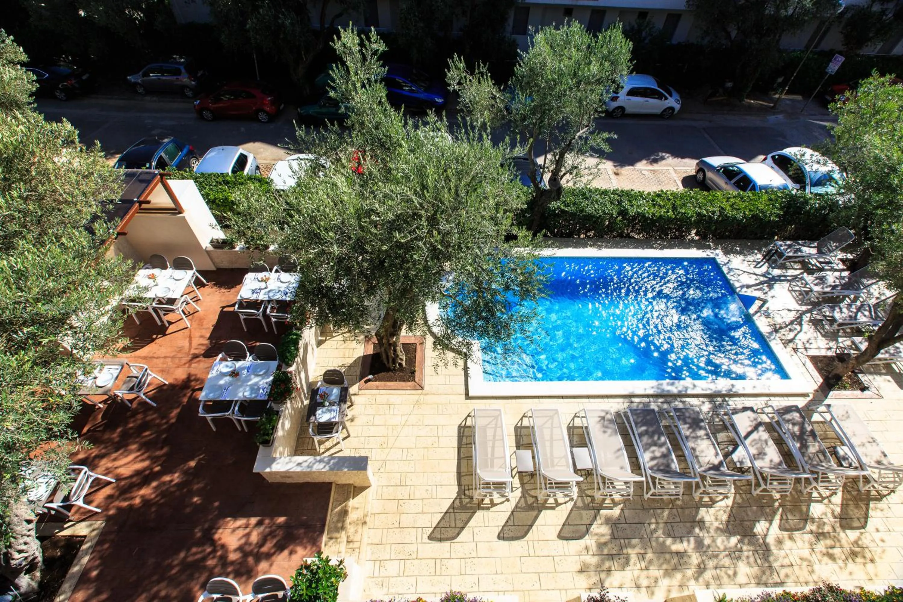 Pool view in Hotel Harmony by Aycon
