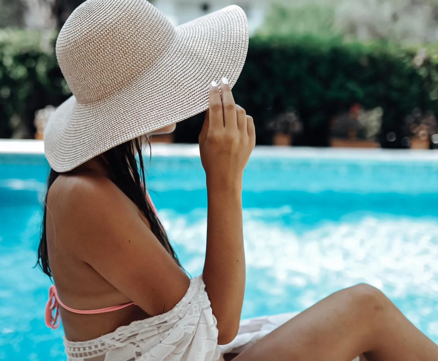 Swimming pool in Hotel Harmony by Aycon