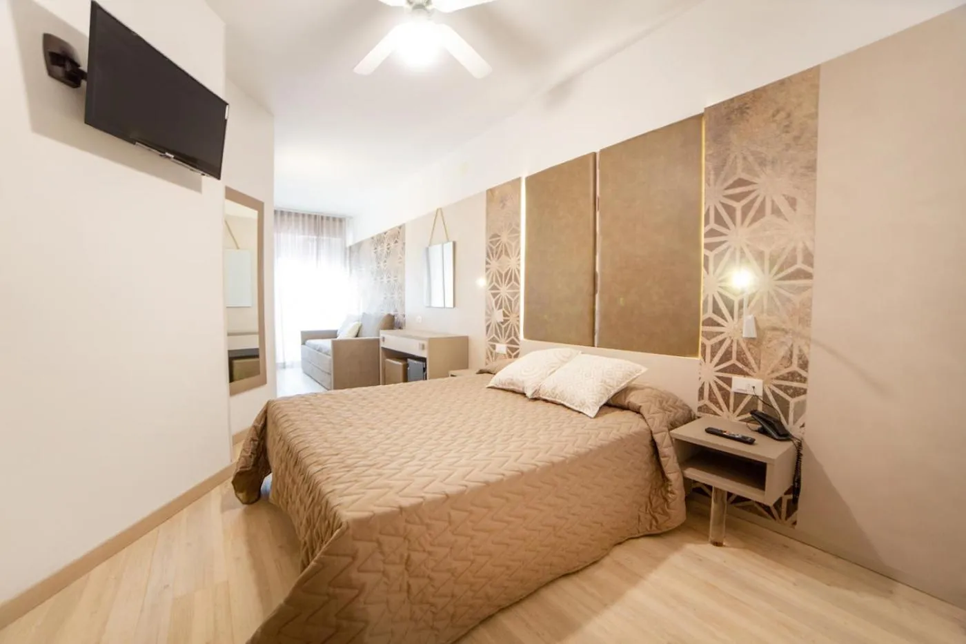 Bed in All'Orologio - Boutique Hotel