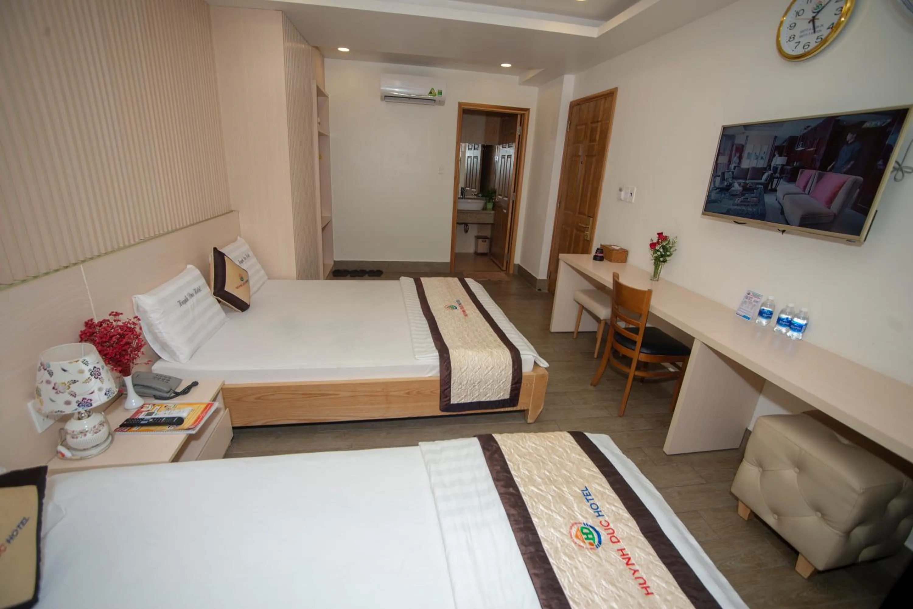 Bed in Huynh Duc 2 Hotel