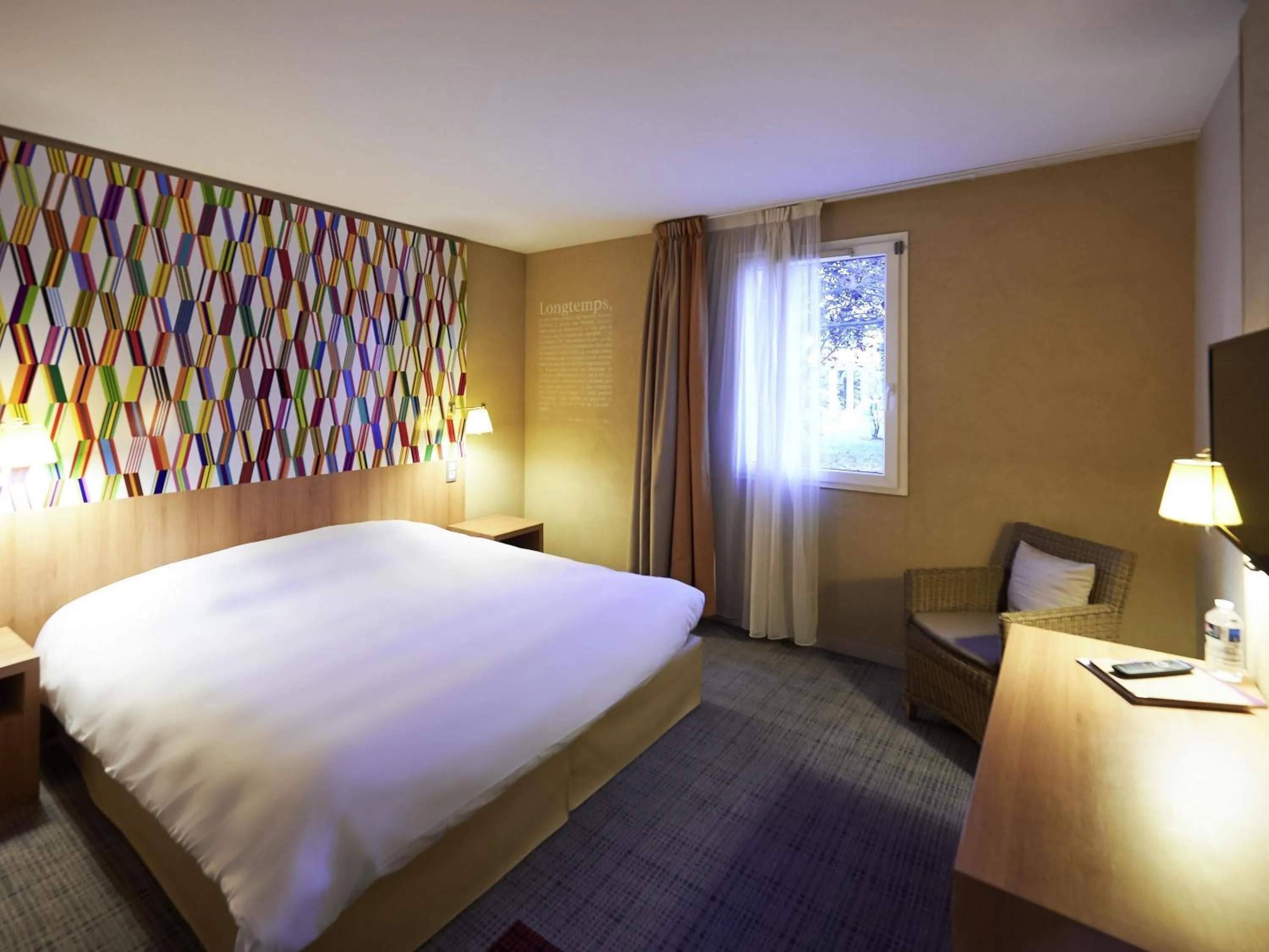 Bedroom, Bed in ibis Styles Cholet