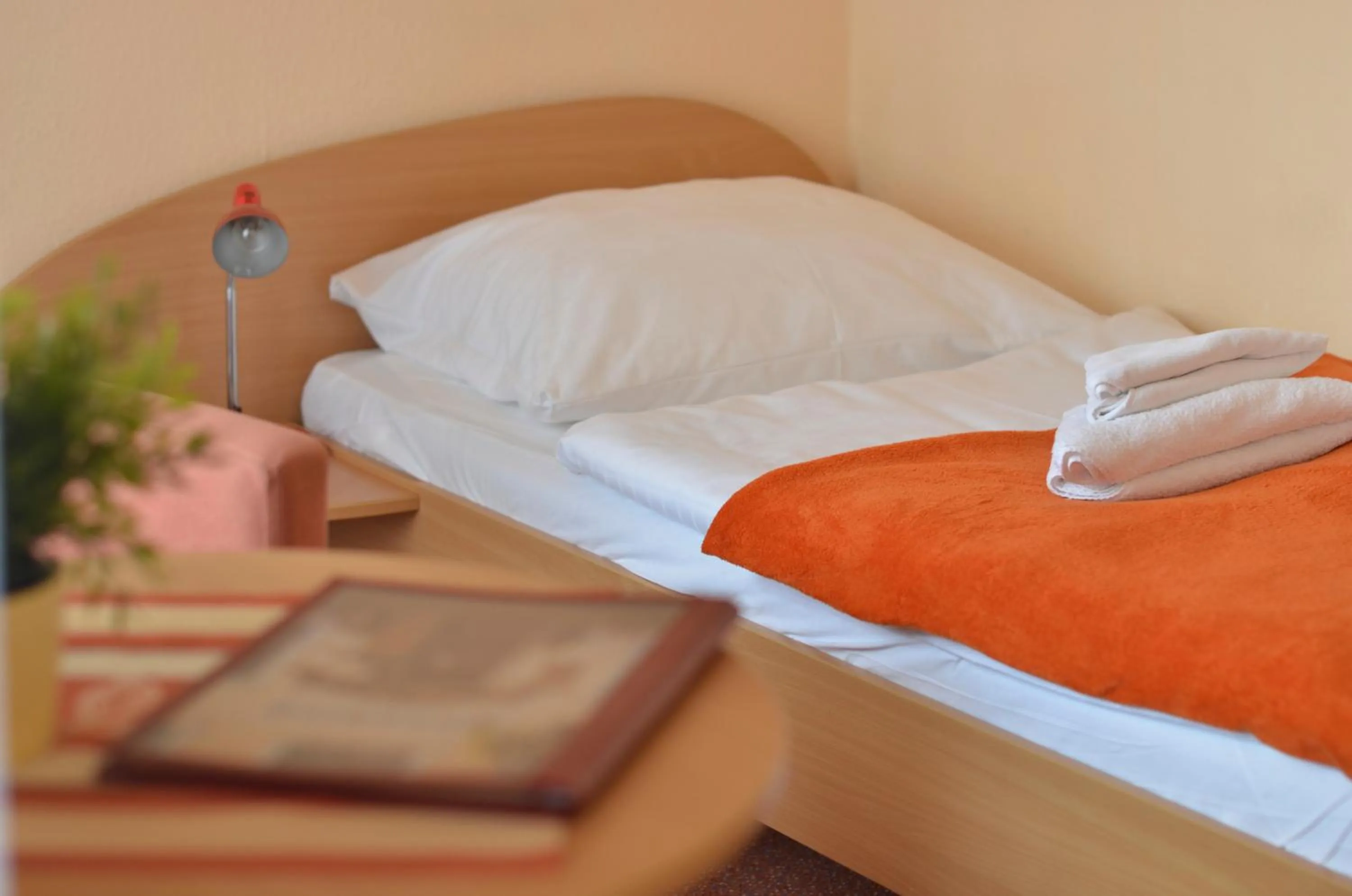 Bedroom, Bed in Hotel Paradies