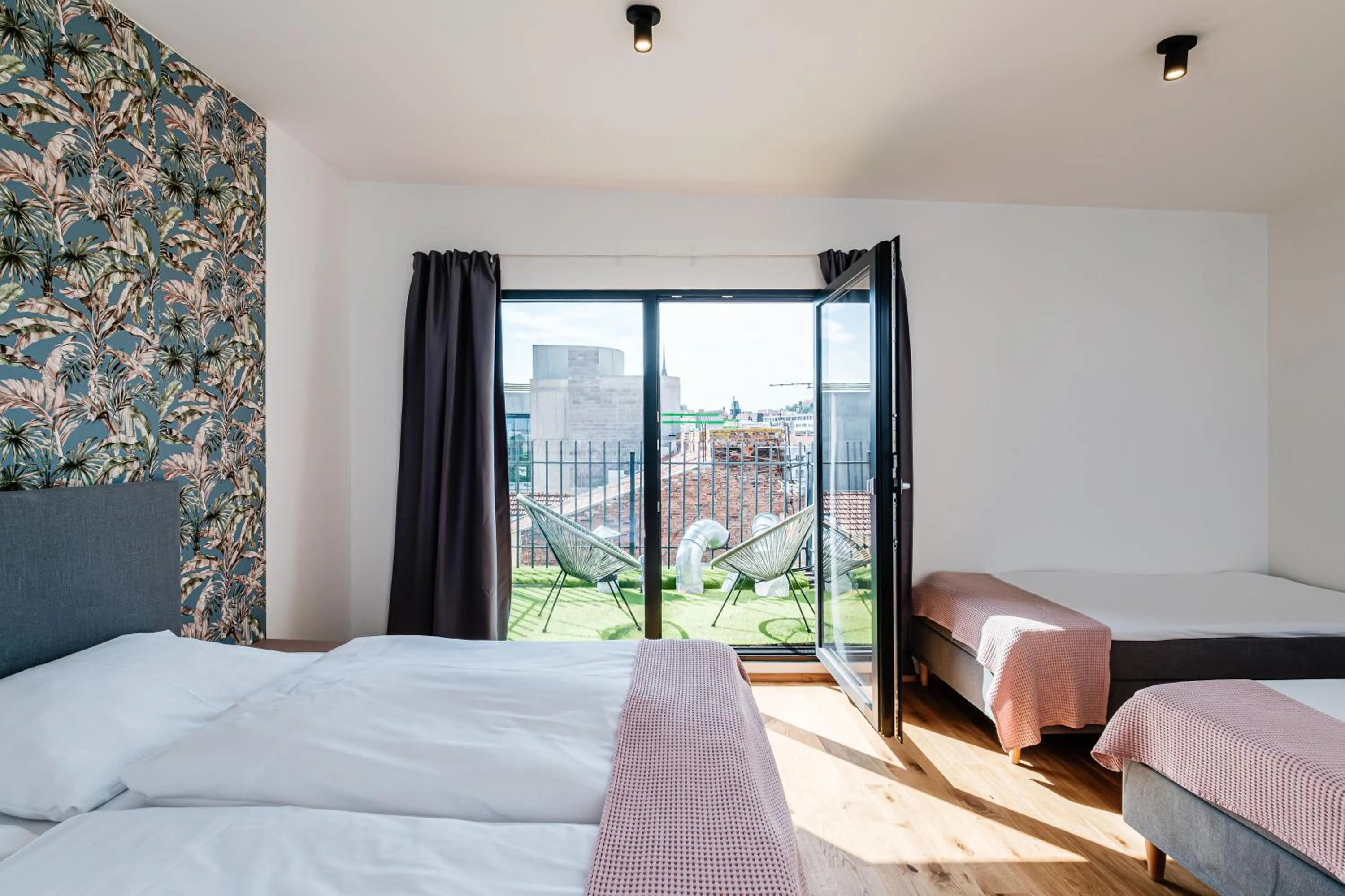 Bed in VV hotel & apartments