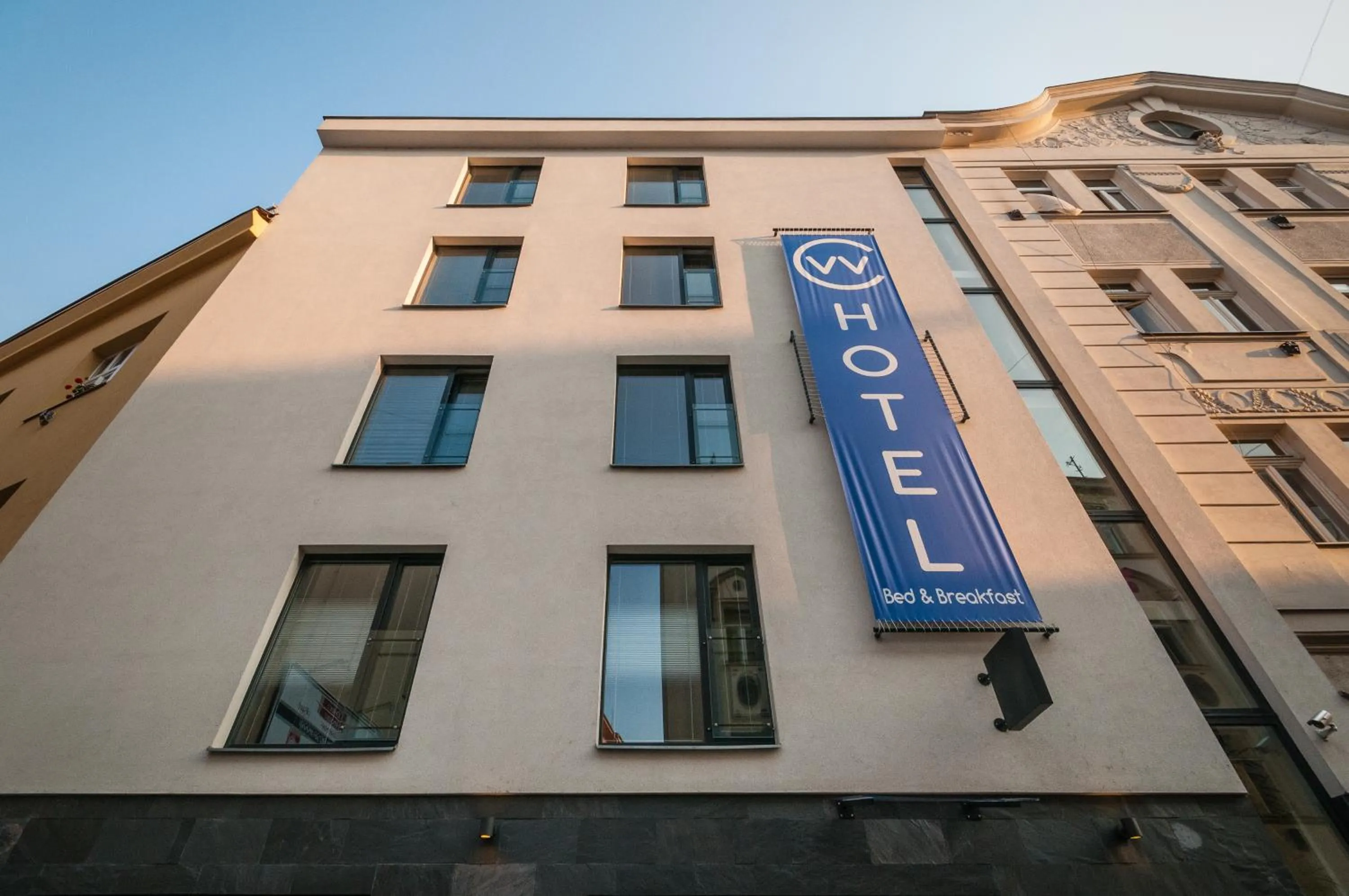 Facade/entrance in VV hotel & apartments