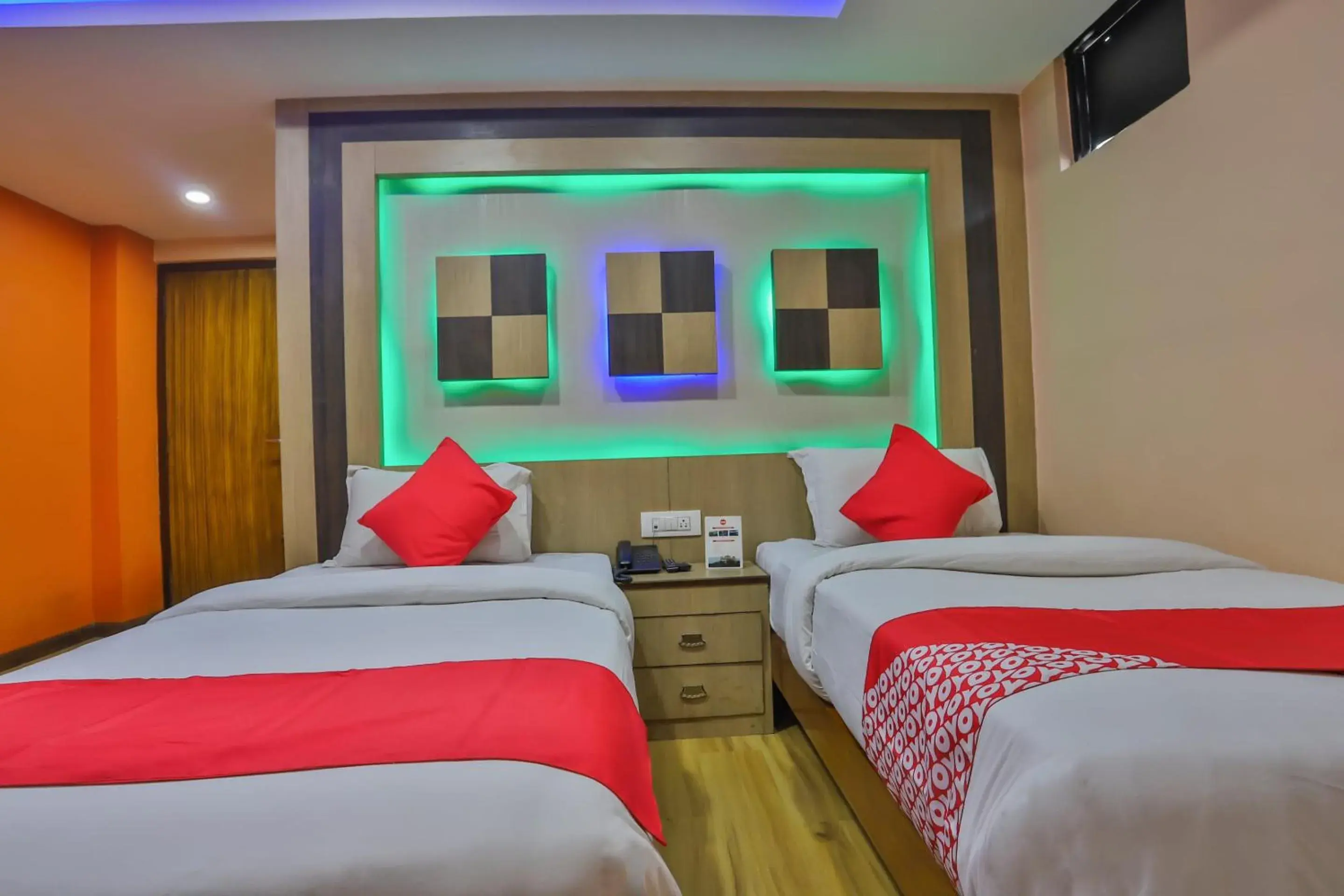 Standard Twin Room in Hotel Marinha Standard Twin Room in Hotel Marinha