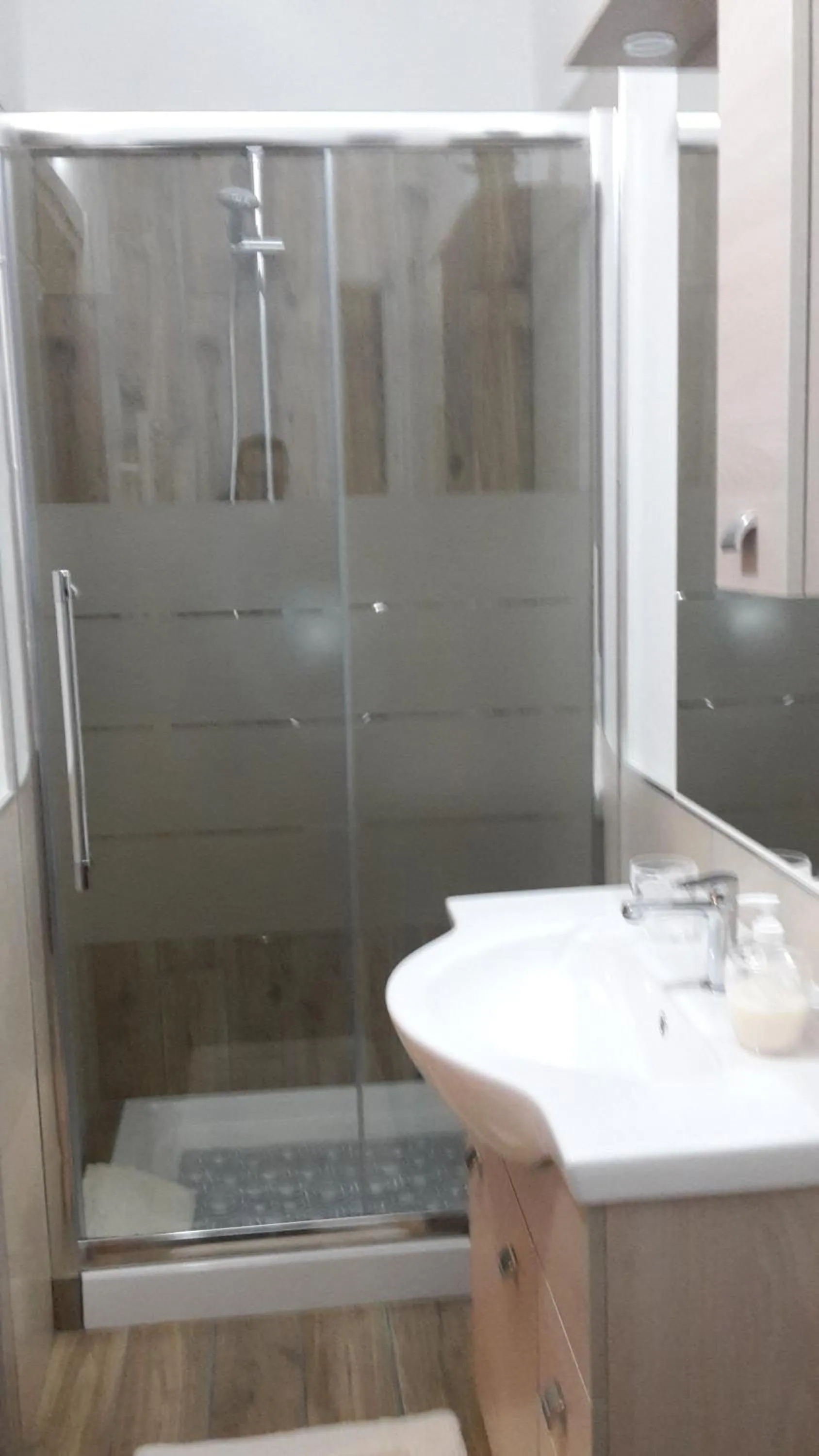 Toilet in B&B Pierilu'