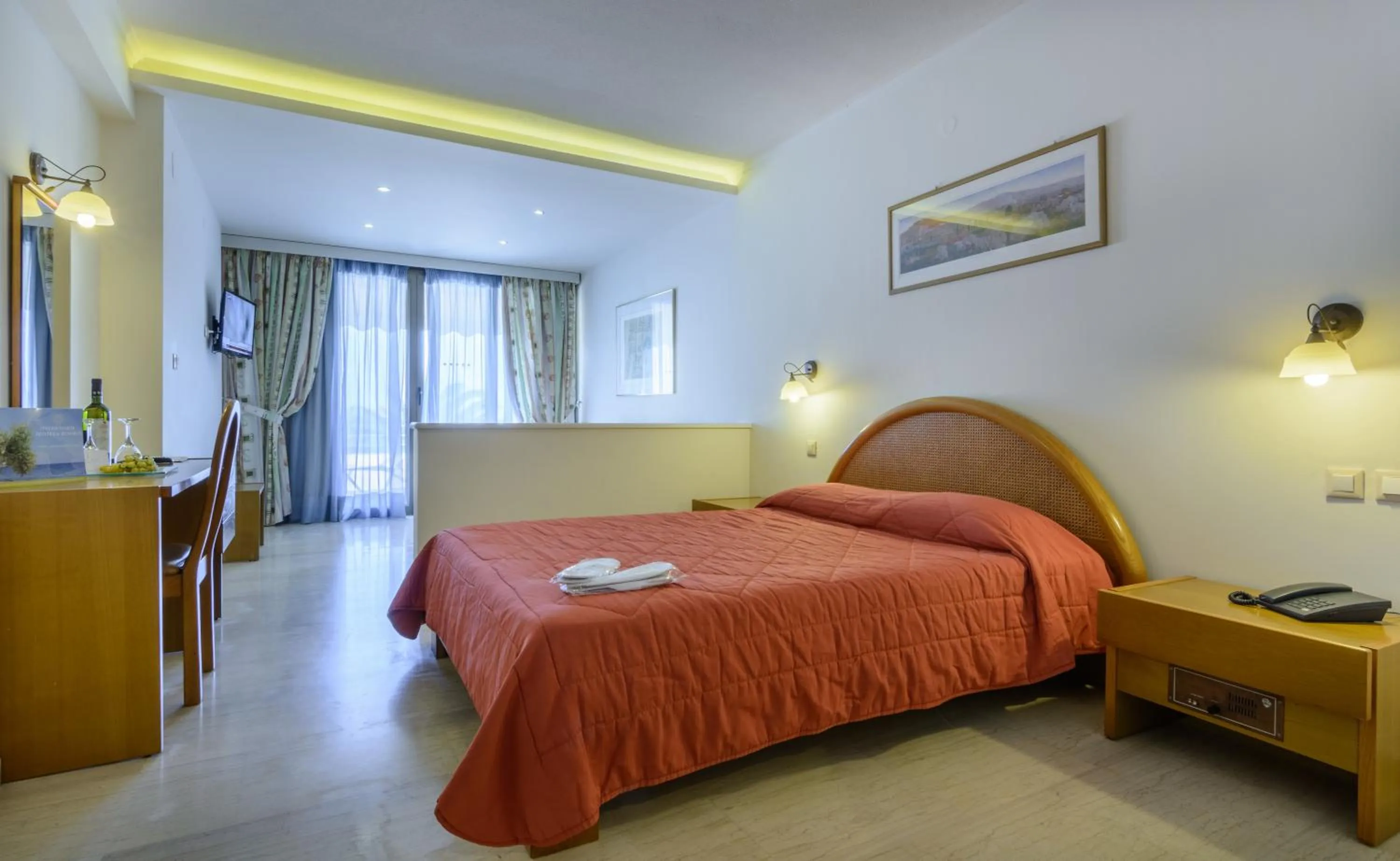 Bed in Golden Sand Hotel