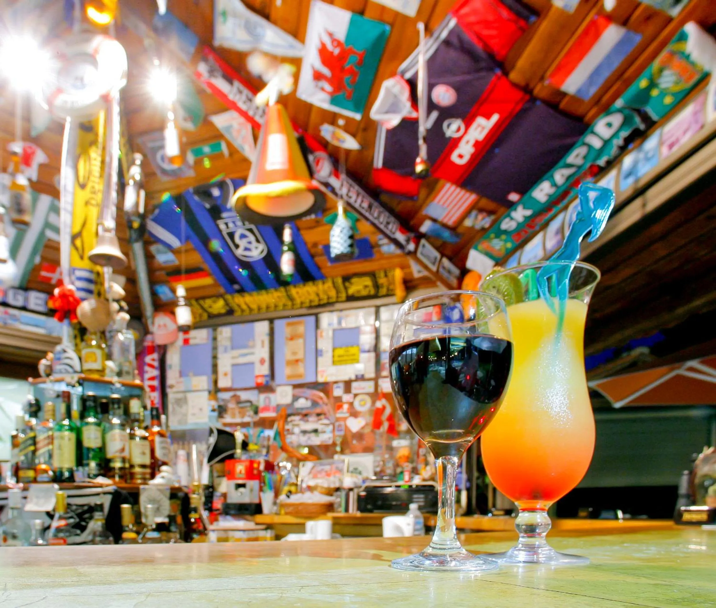 Lounge or bar in Golden Sand Hotel