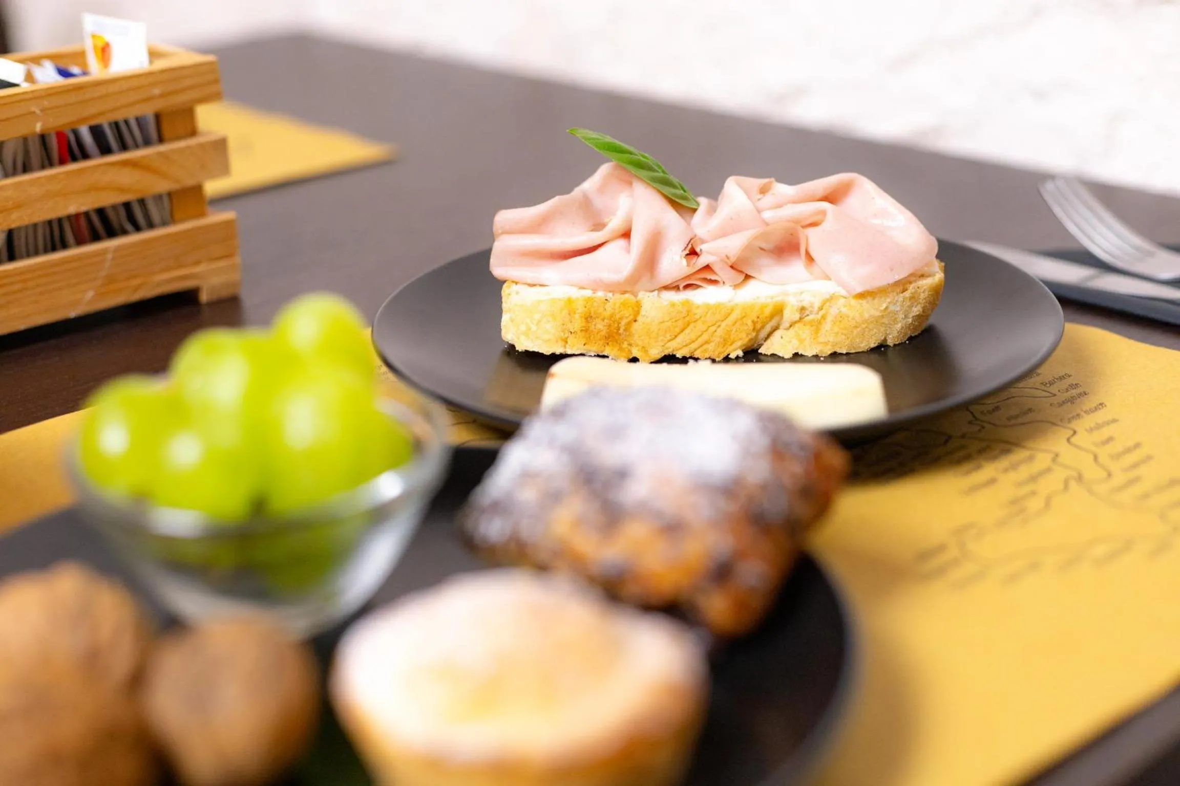 Food and drinks in Bed & Breakfast Giardini Di Marzo