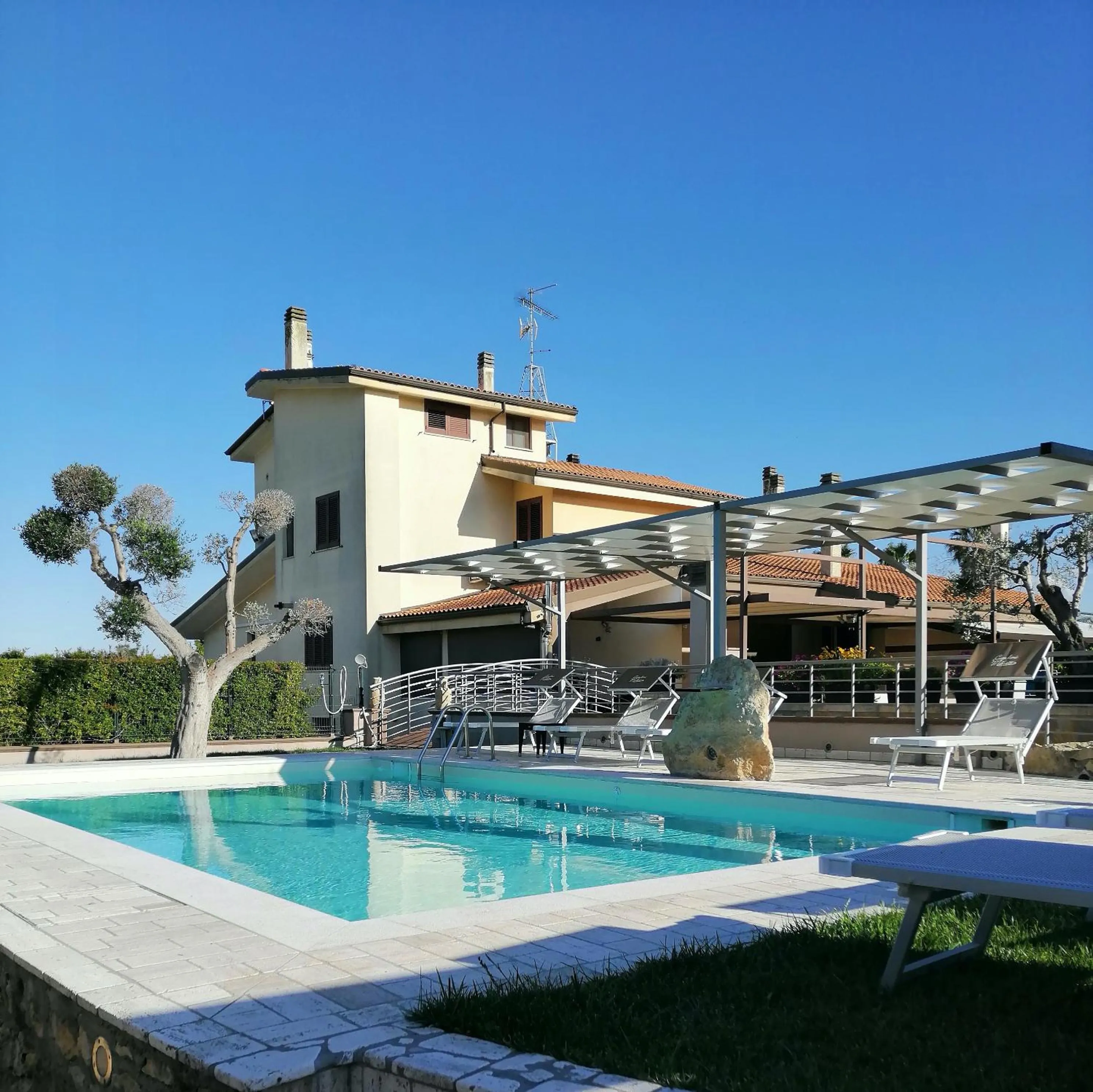Property building in Bed & Breakfast Giardini Di Marzo