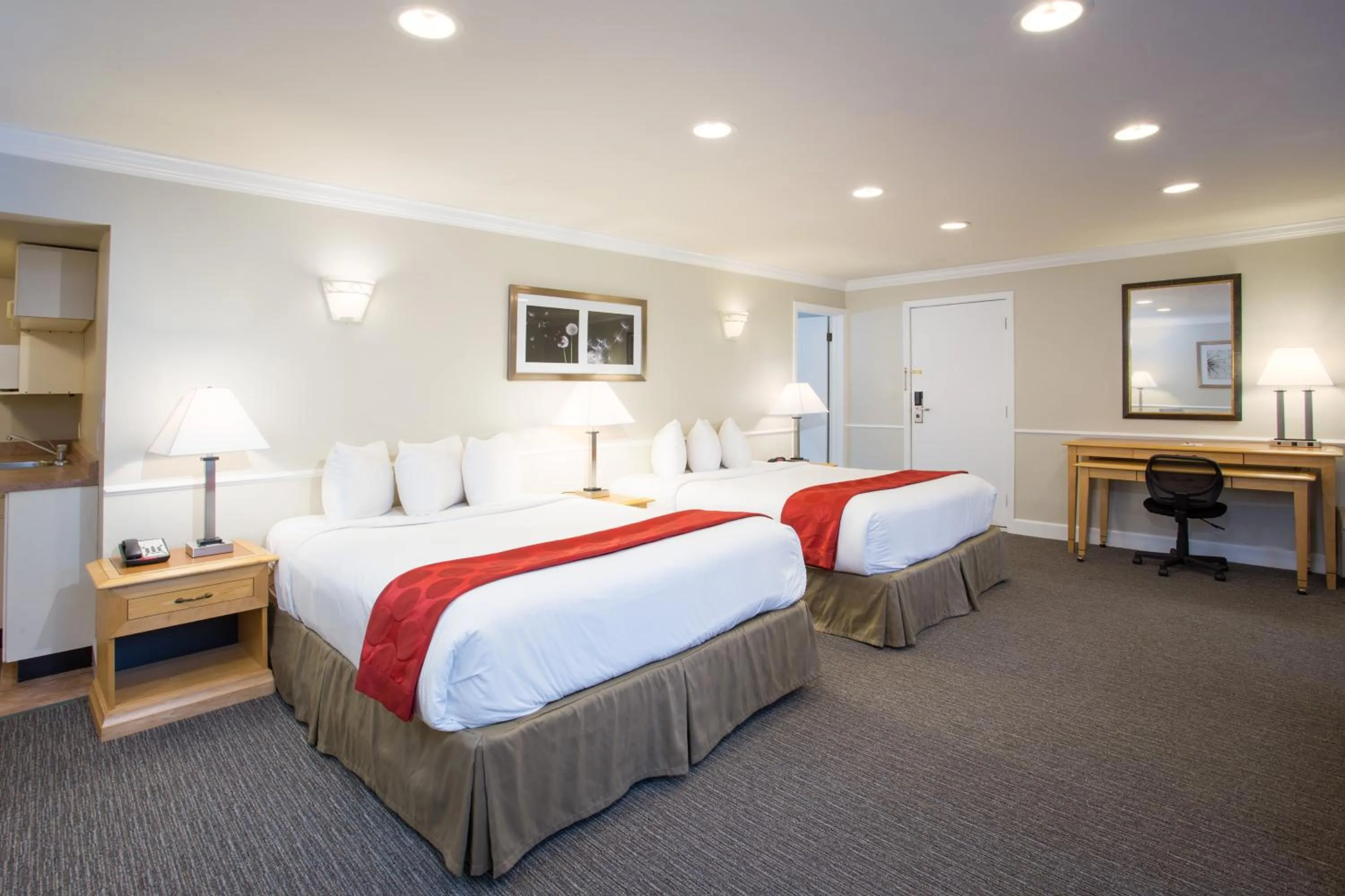 Photo of the whole room in Ramada by Wyndham Duncan Cowichan Valley