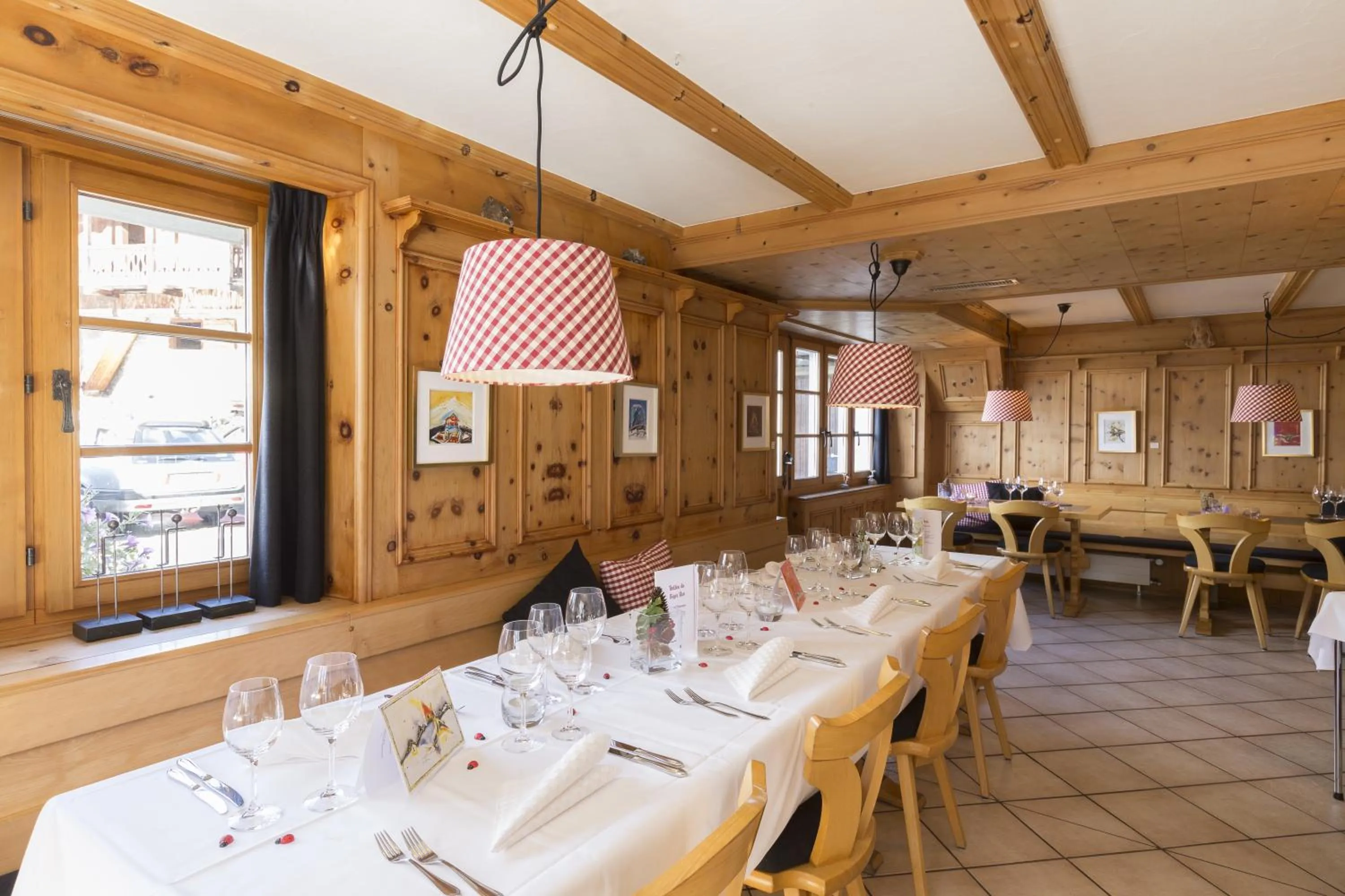 Restaurant/places to eat in Hotel Posta
