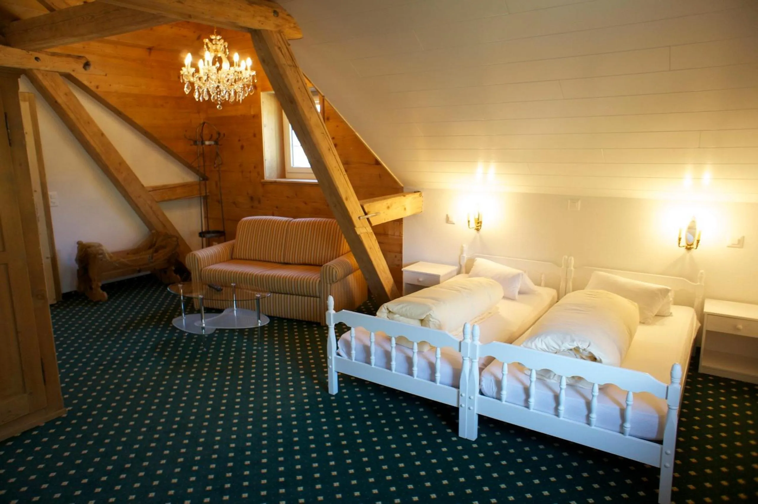 Shower, Bed in Hotel Posta