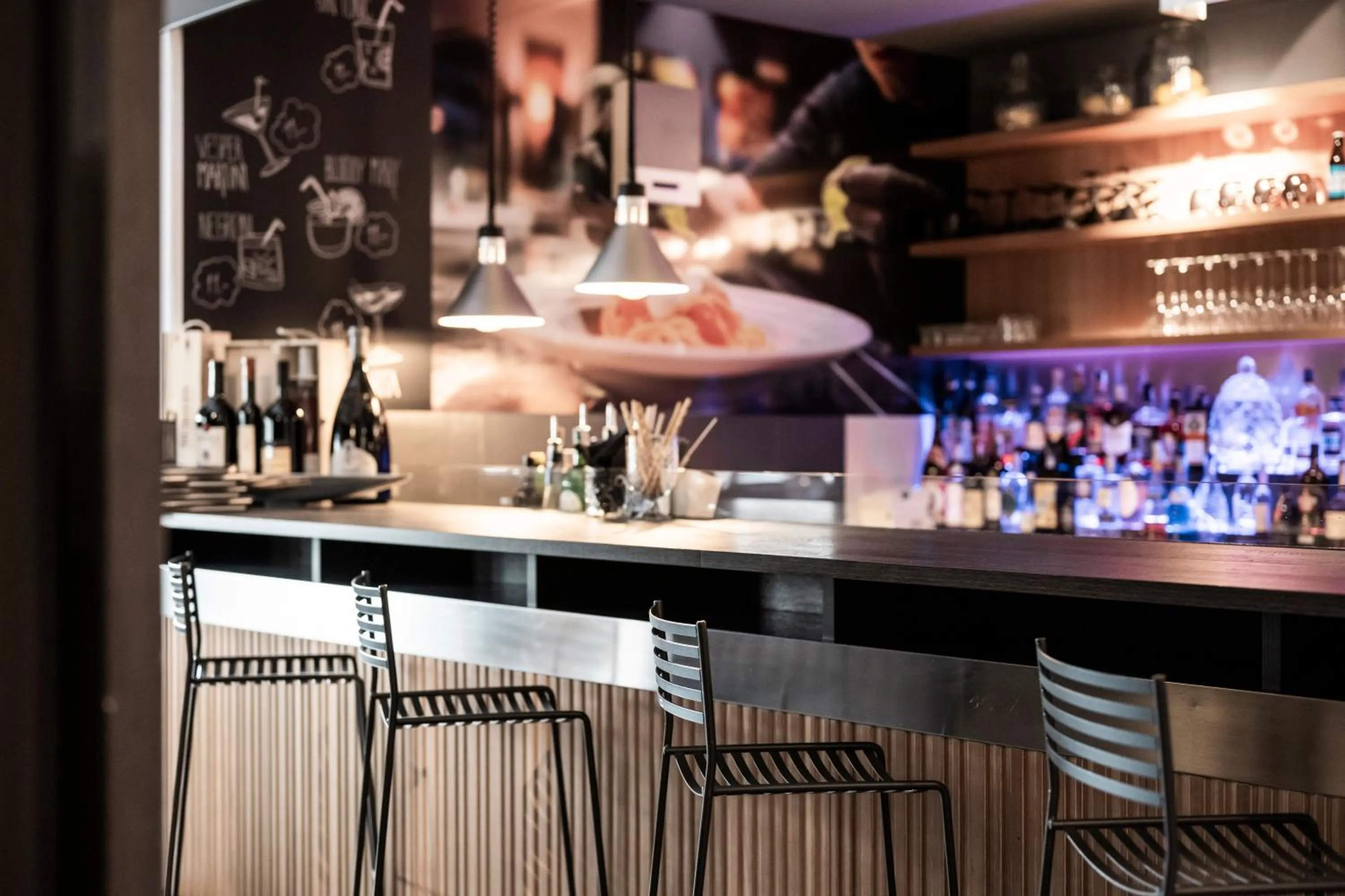 Lounge or bar in Alpstay - Smart Hotel Saslong