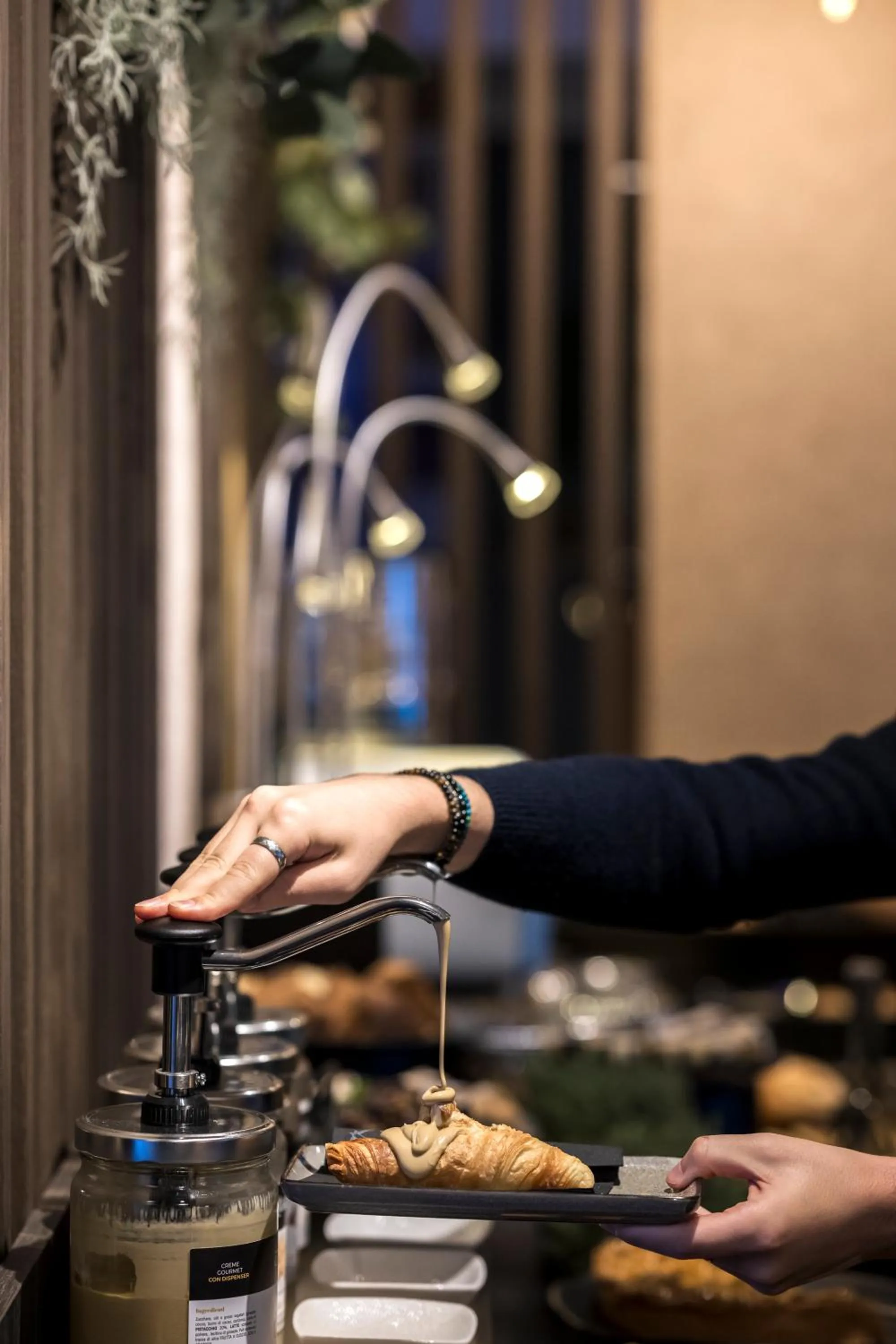 Breakfast in Alpstay - Smart Hotel Saslong