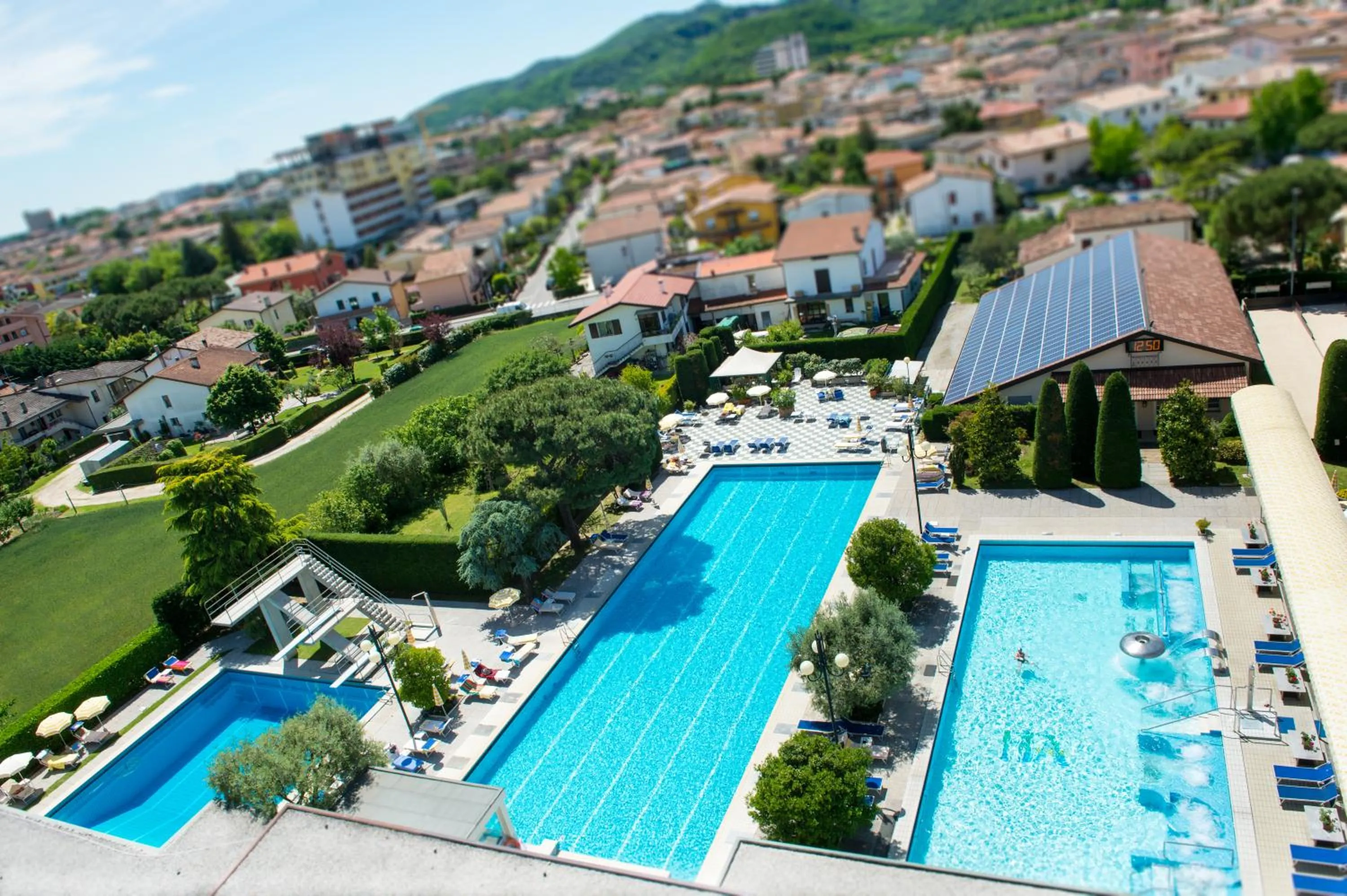 Swimming pool in Hotel Terme Antoniano