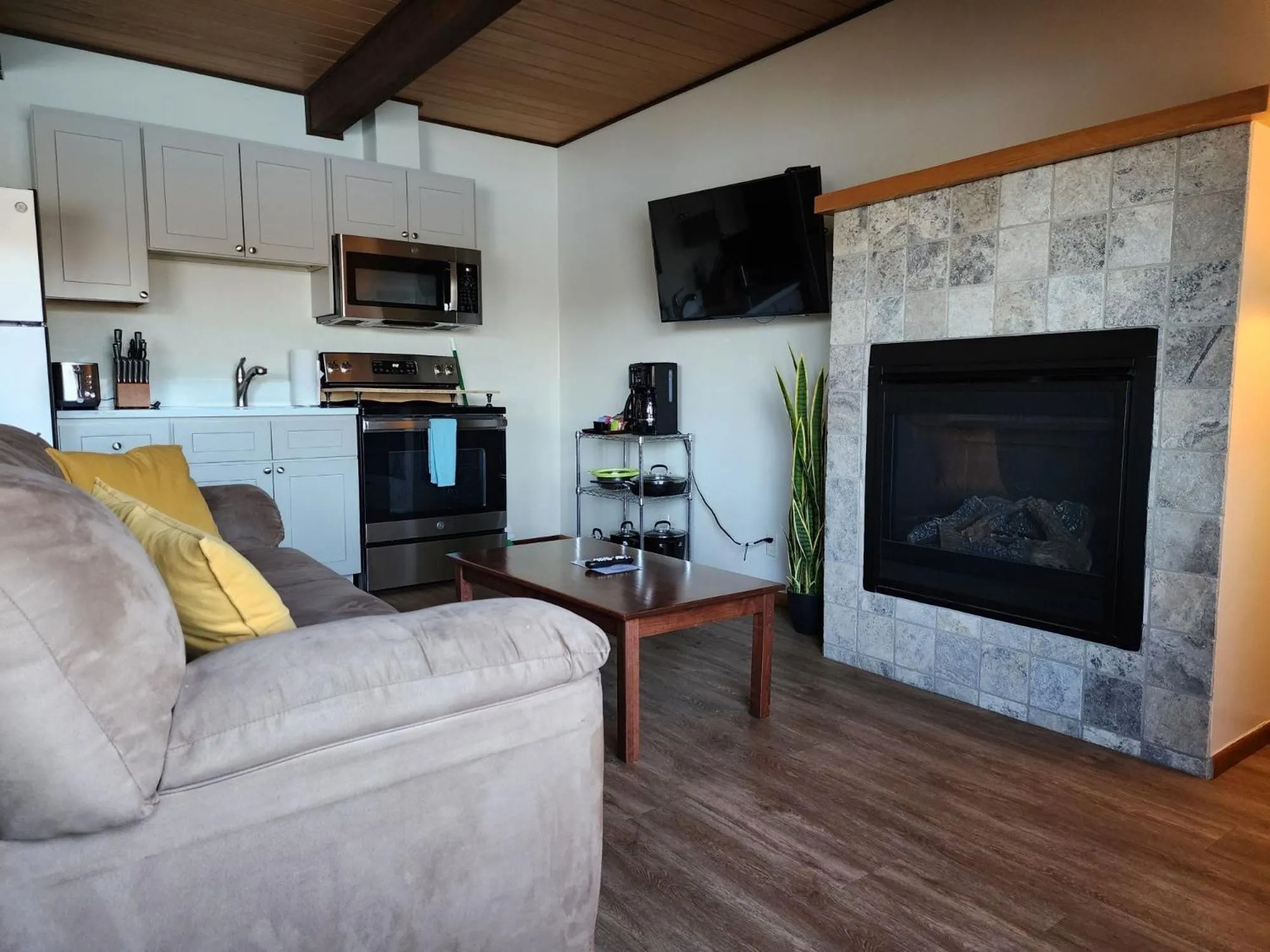 Kitchen or kitchenette in Westcliff Lodge