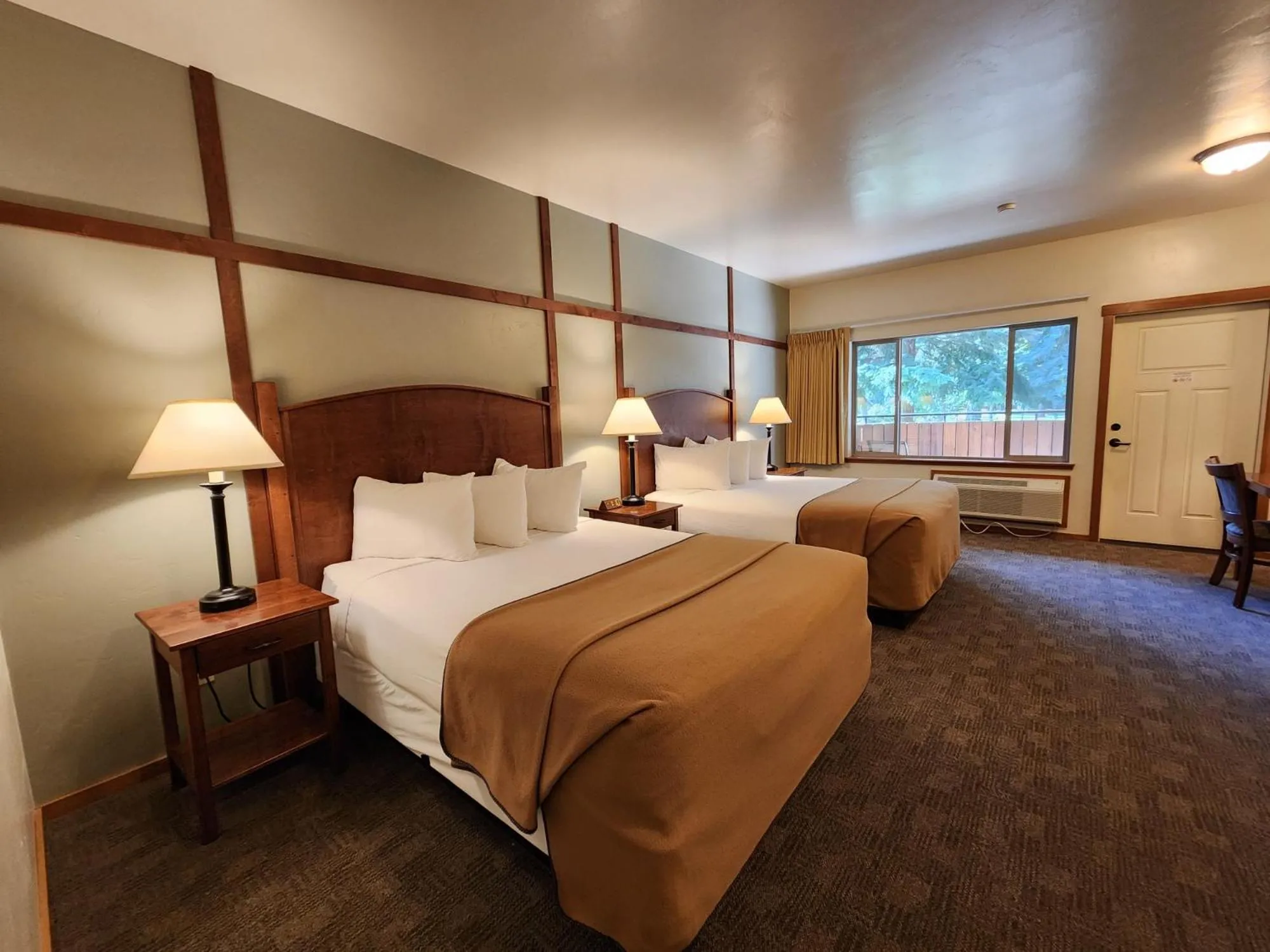 Bed in Westcliff Lodge