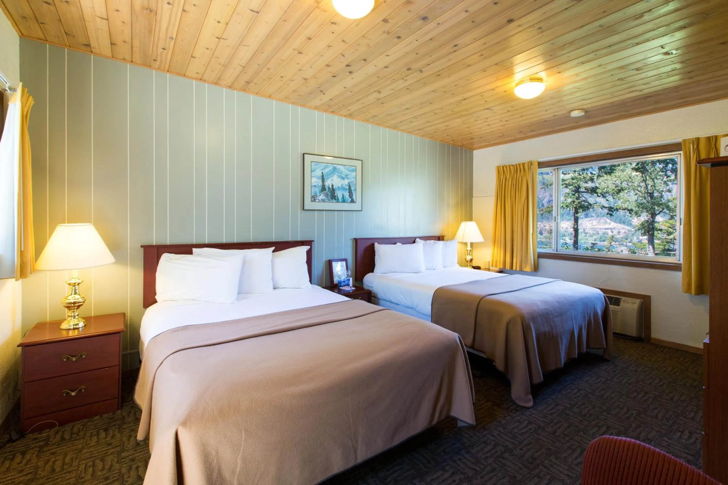 River view, Bed in Westcliff Lodge