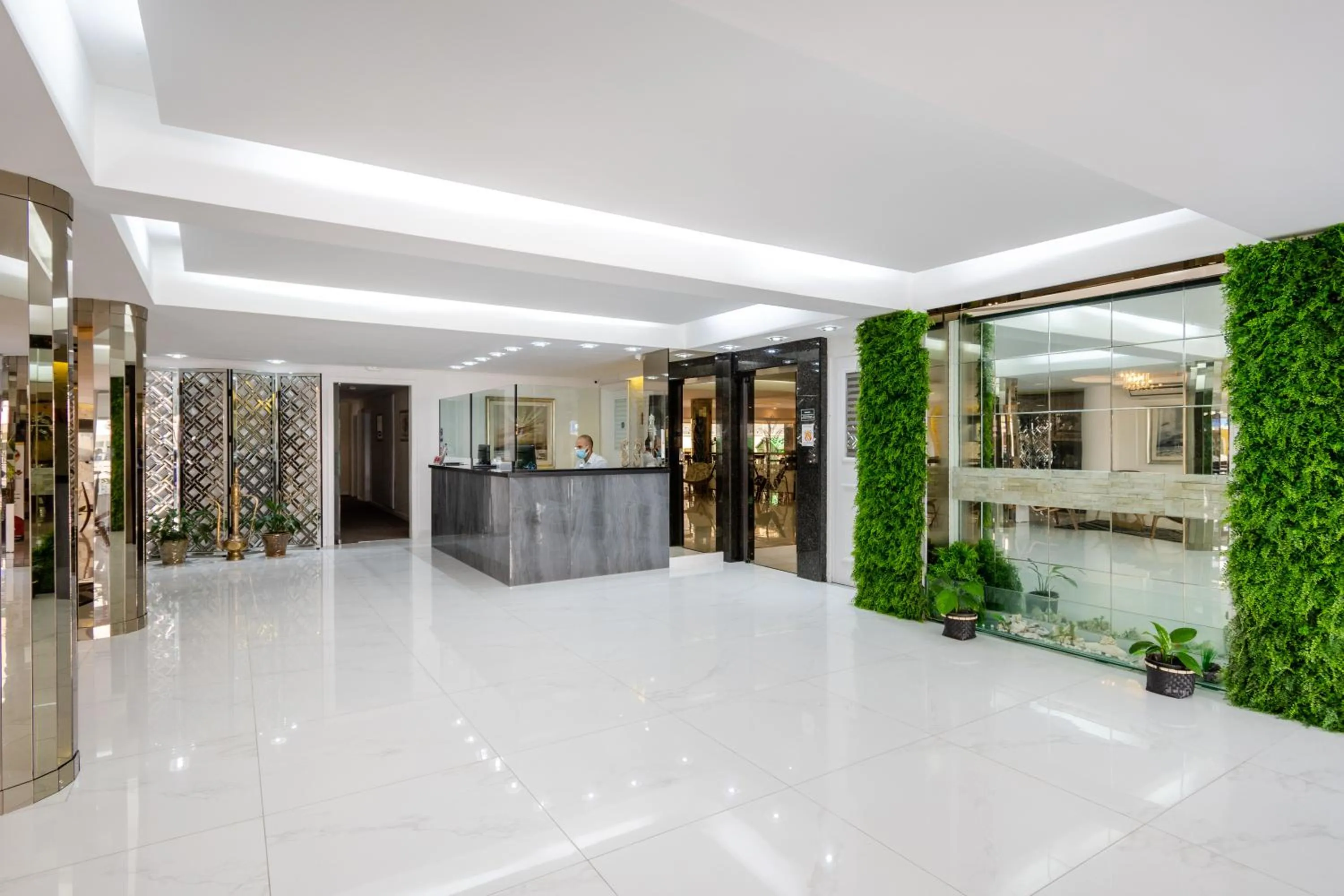 Lobby or reception in Hotel Romimar 3* Sup