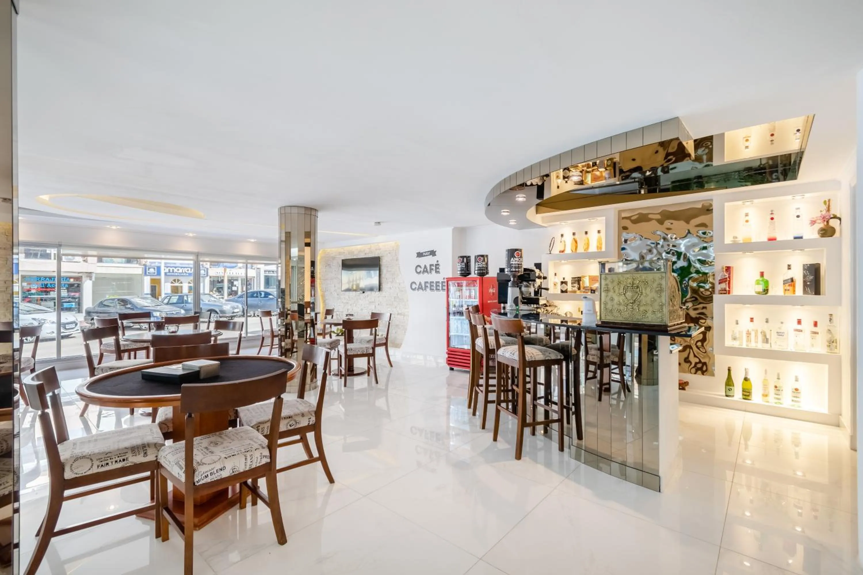 Drinks in Hotel Romimar 3* Sup