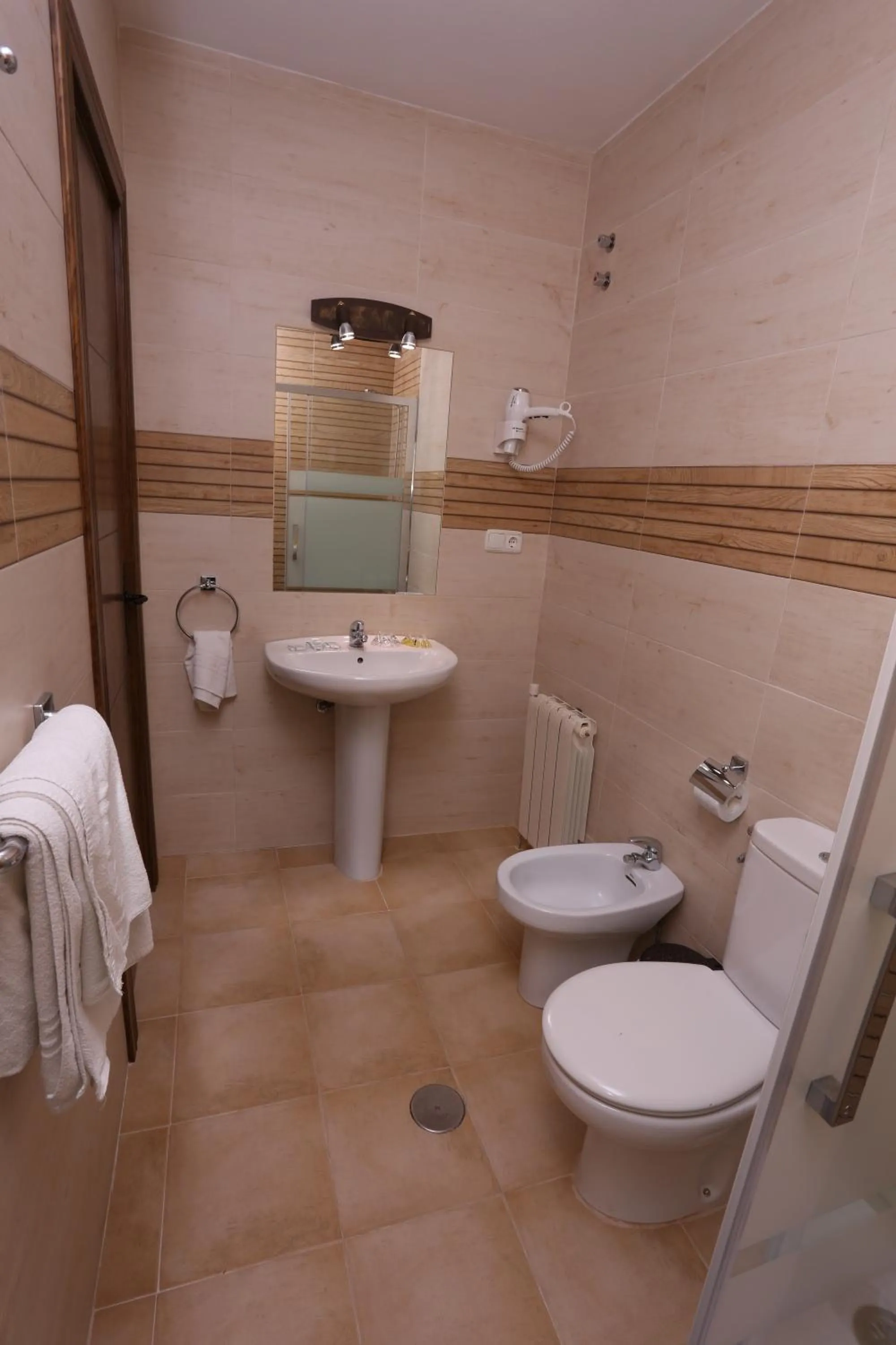 Bathroom in Hotel Andalucia