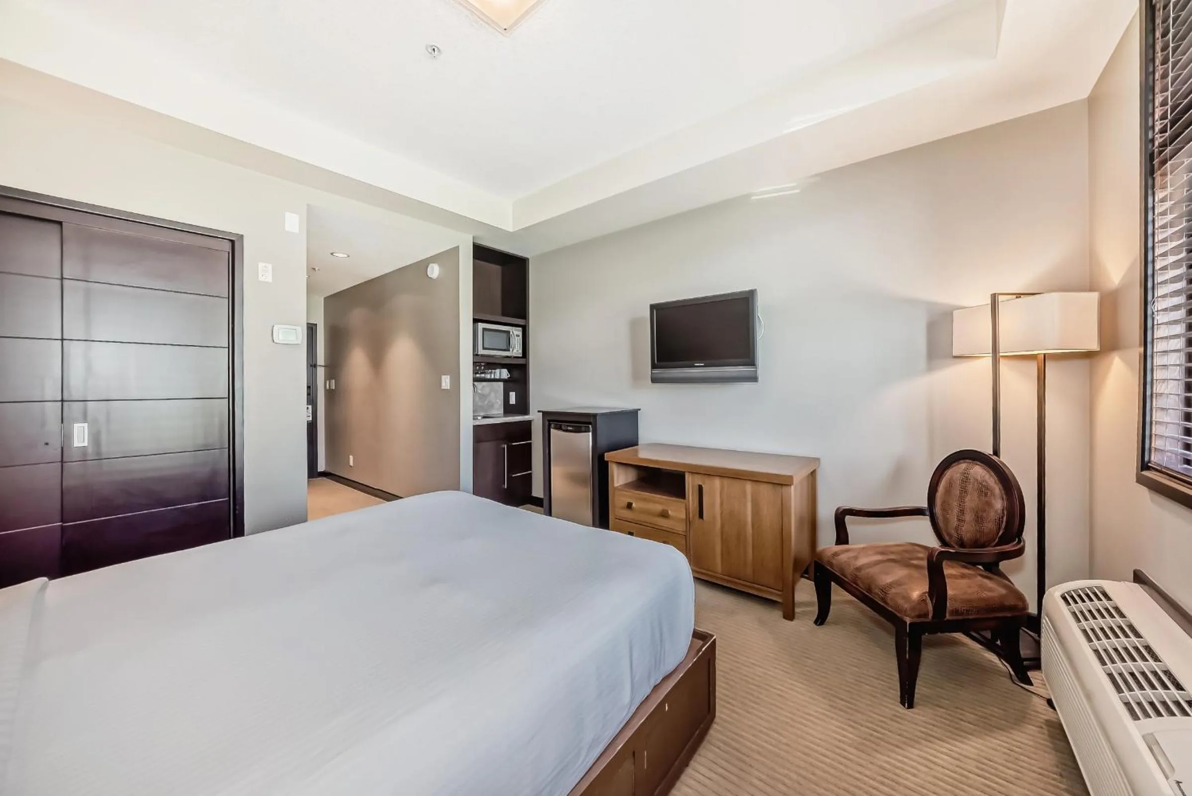 Bed in Copper Point Resort