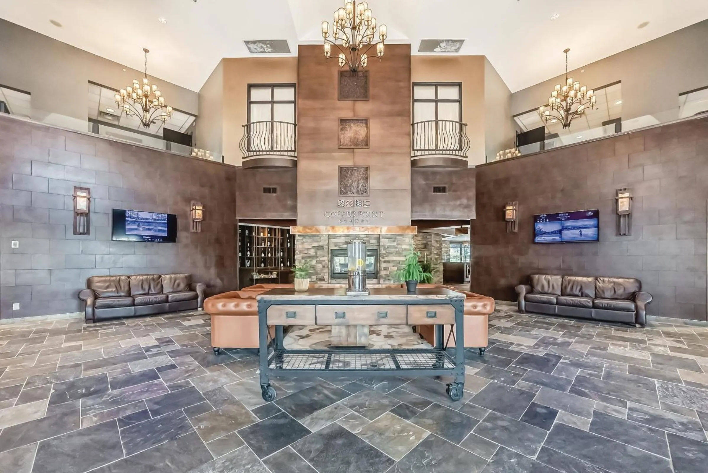 Lobby or reception in Copper Point Resort