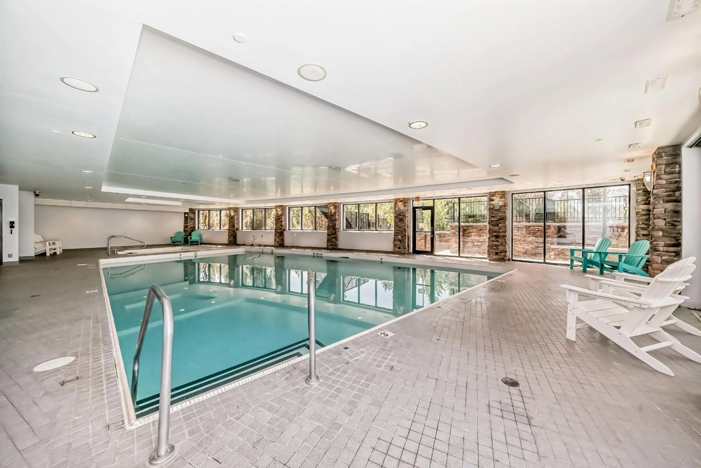 Swimming pool in Copper Point Resort