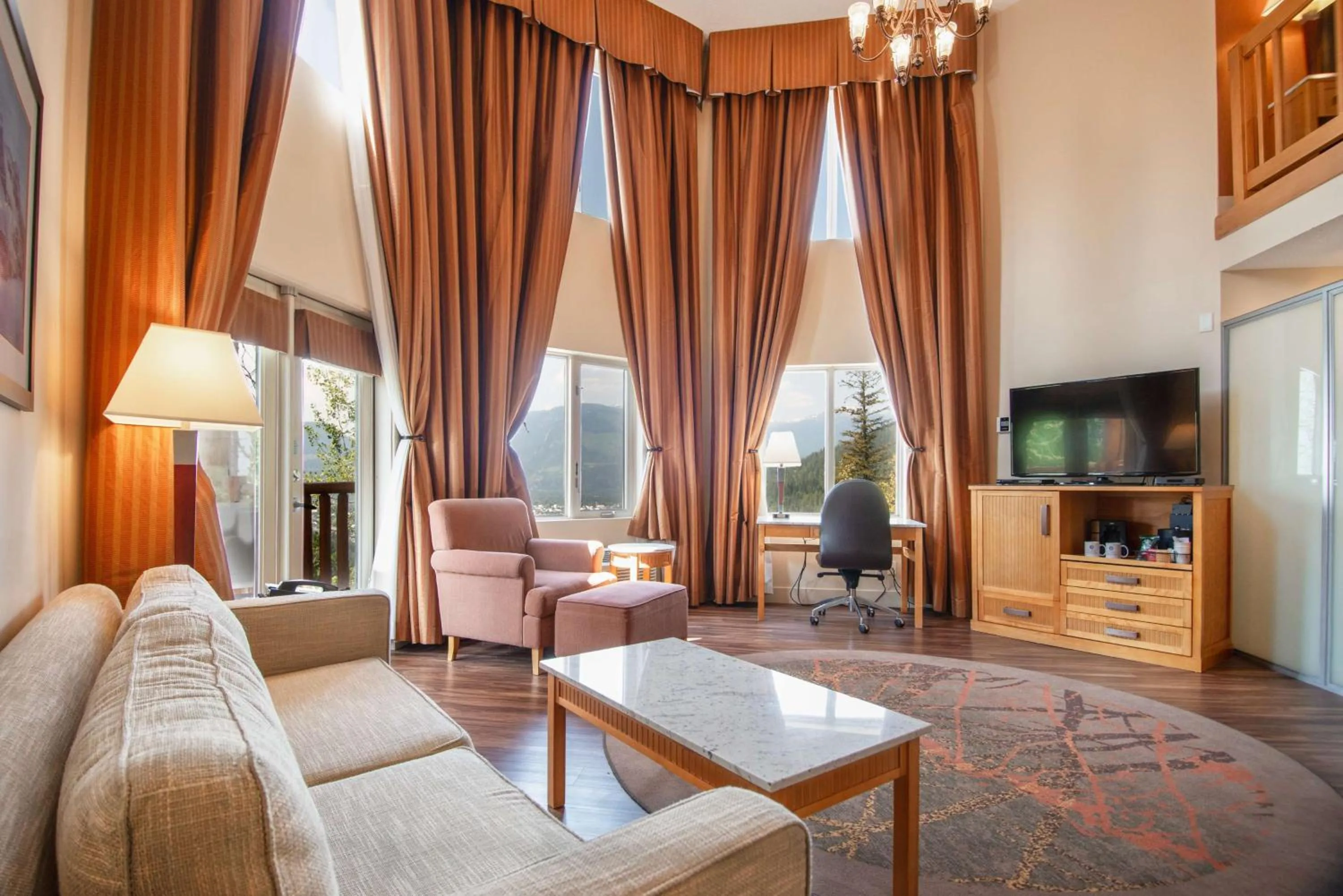 Photo of the whole room in Coast Hillcrest Hotel