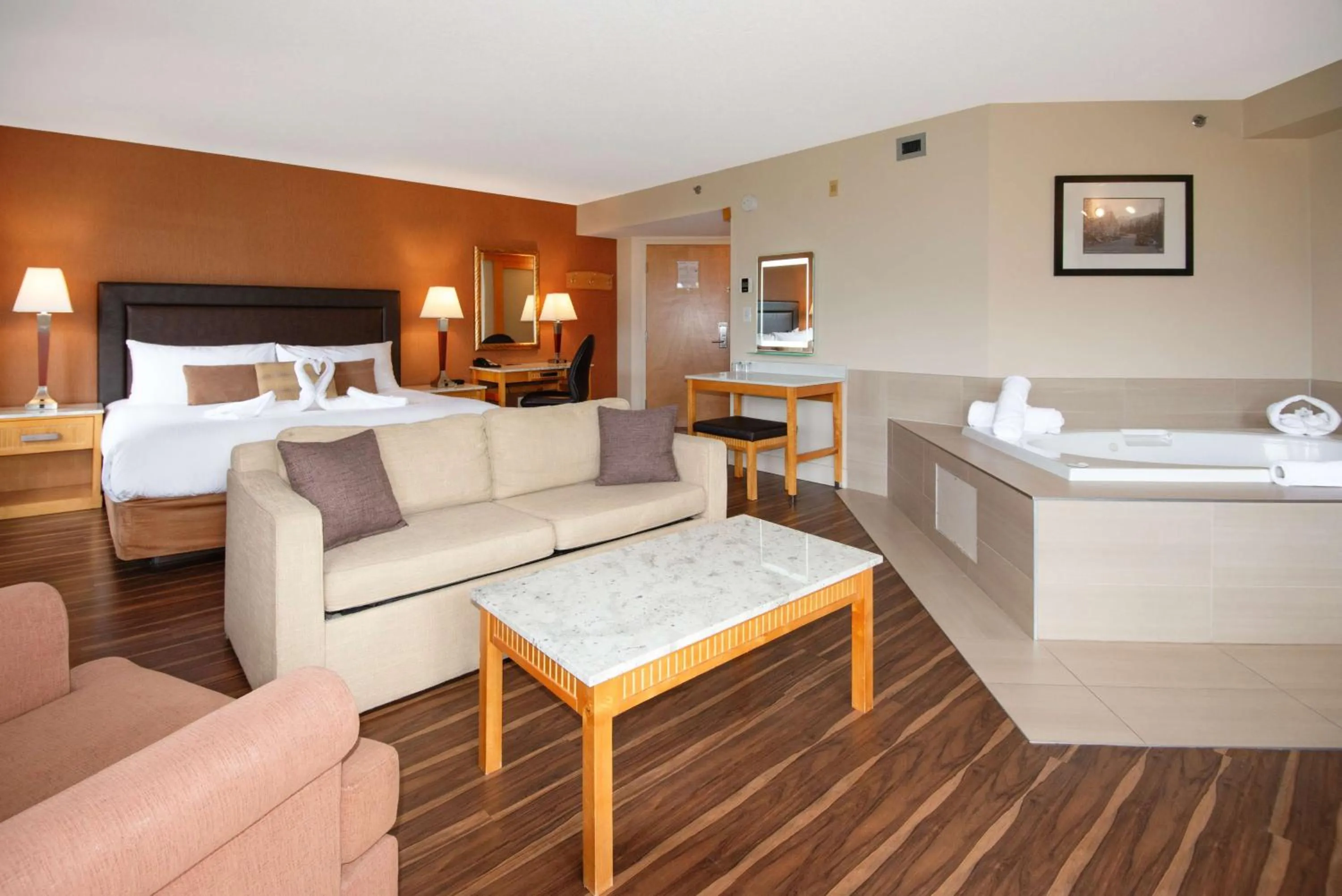 Photo of the whole room, Bed in Coast Hillcrest Hotel