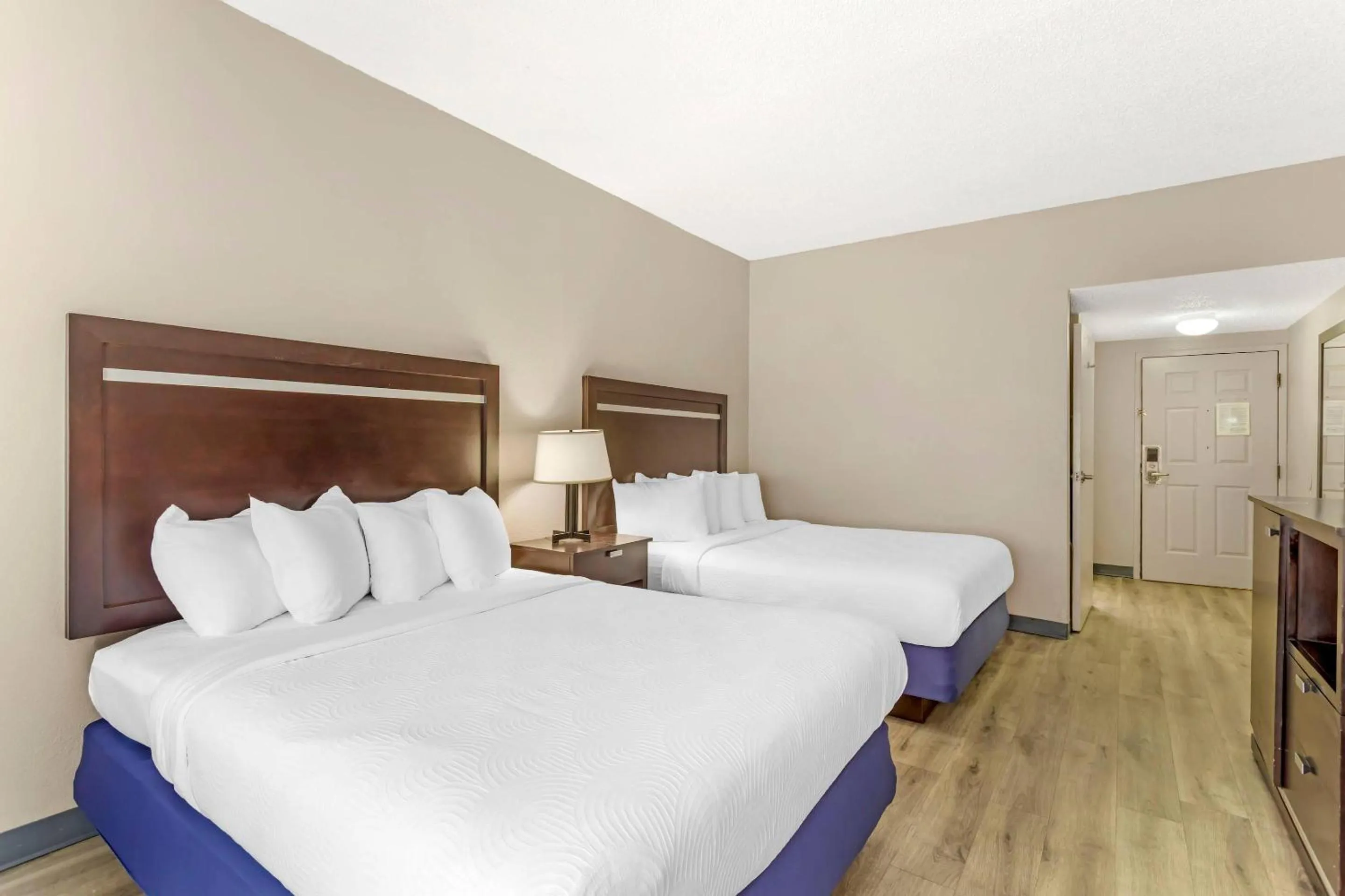 Bedroom, Bed in Country Inn & Suites by Radisson, Jacksonville - Orange Park