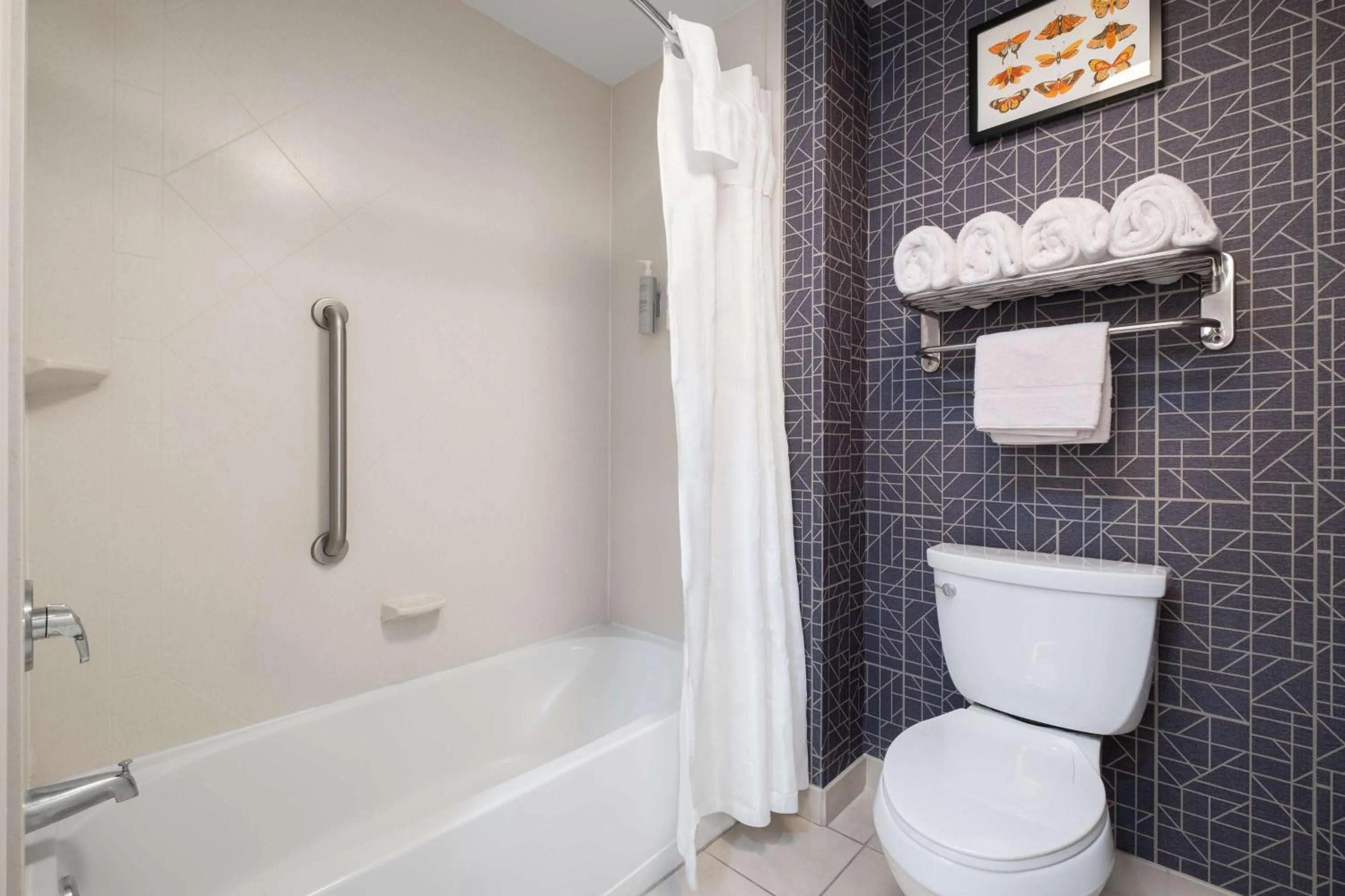 Bathroom in Homewood Suites Medford