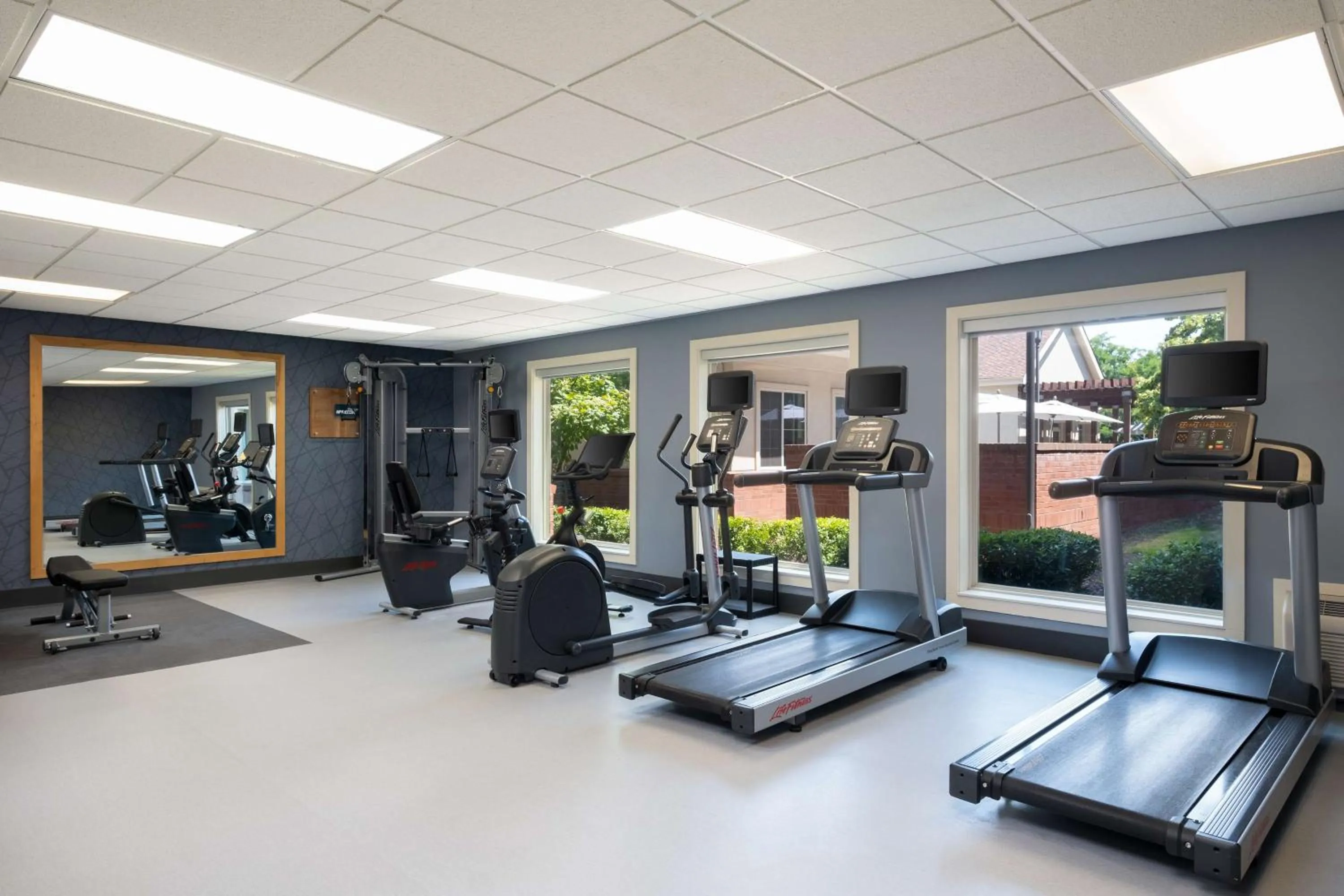 Fitness centre/facilities in Homewood Suites Medford