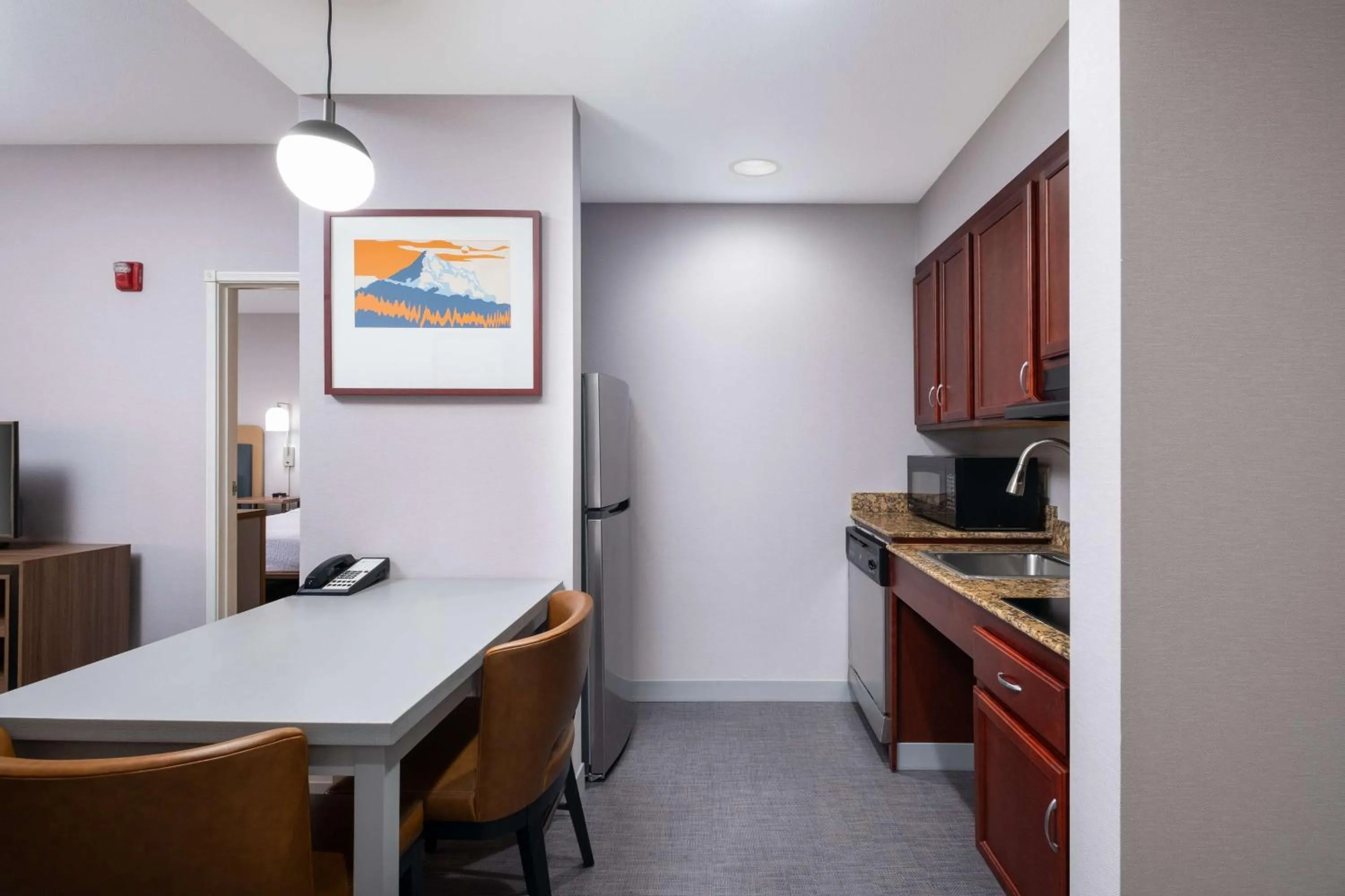 Kitchen or kitchenette in Homewood Suites Medford