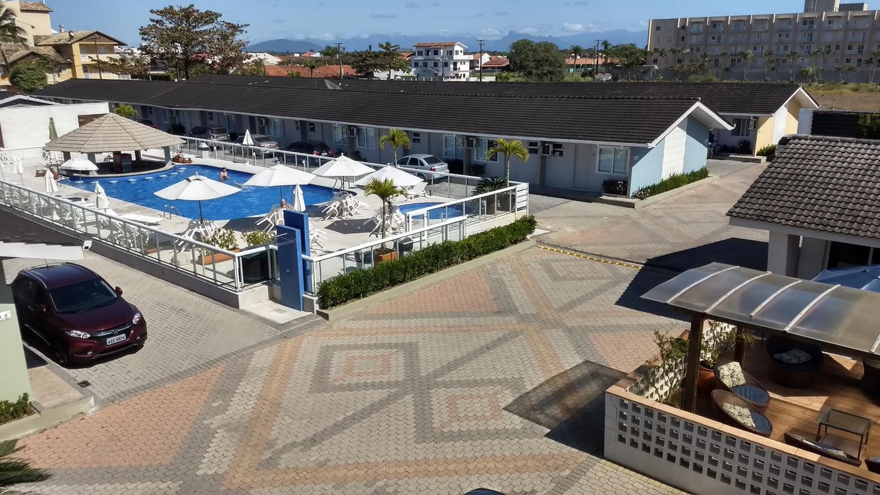 Swimming pool in Hotel Santa Paula