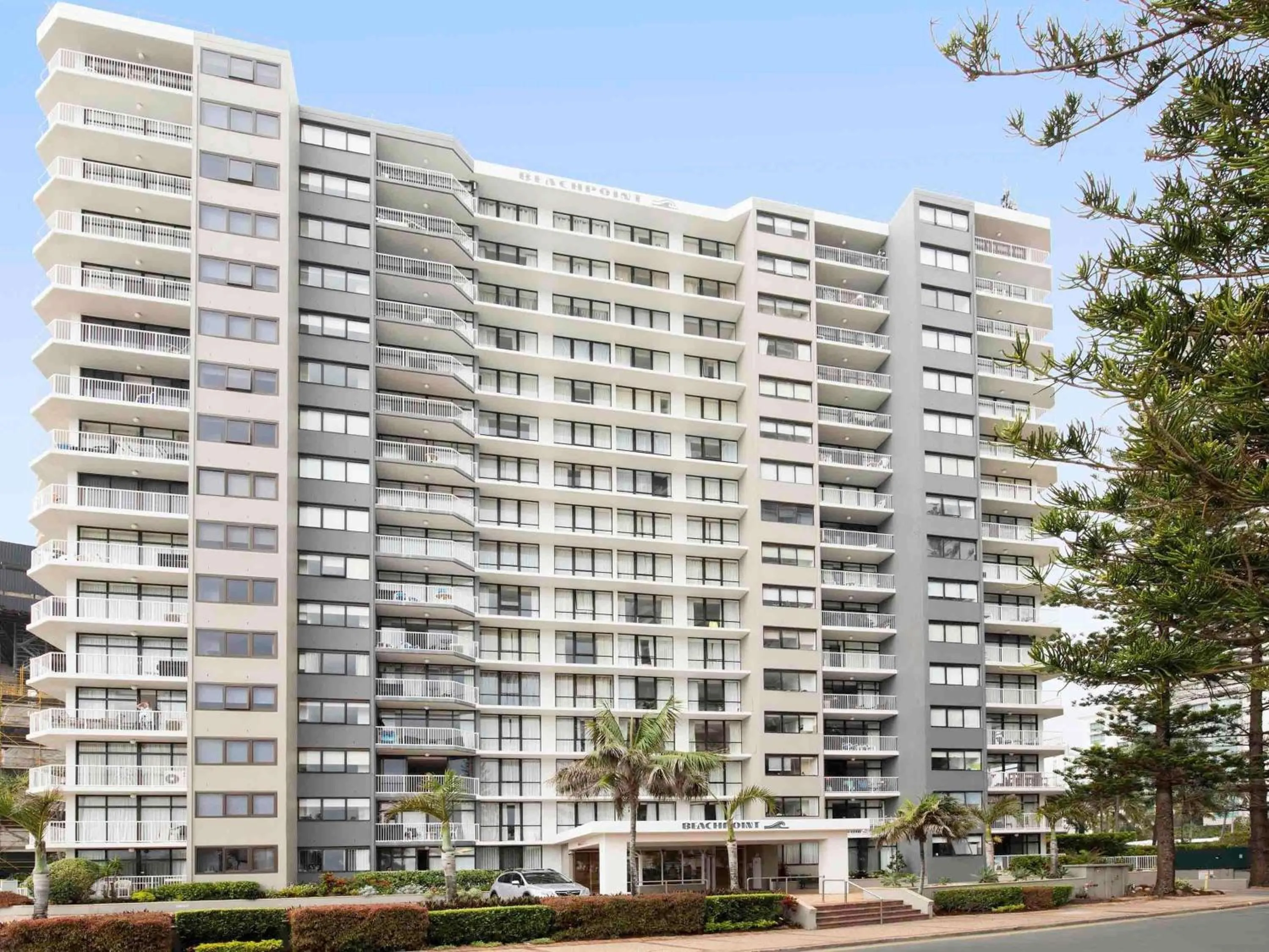 Property building in BreakFree Beachpoint