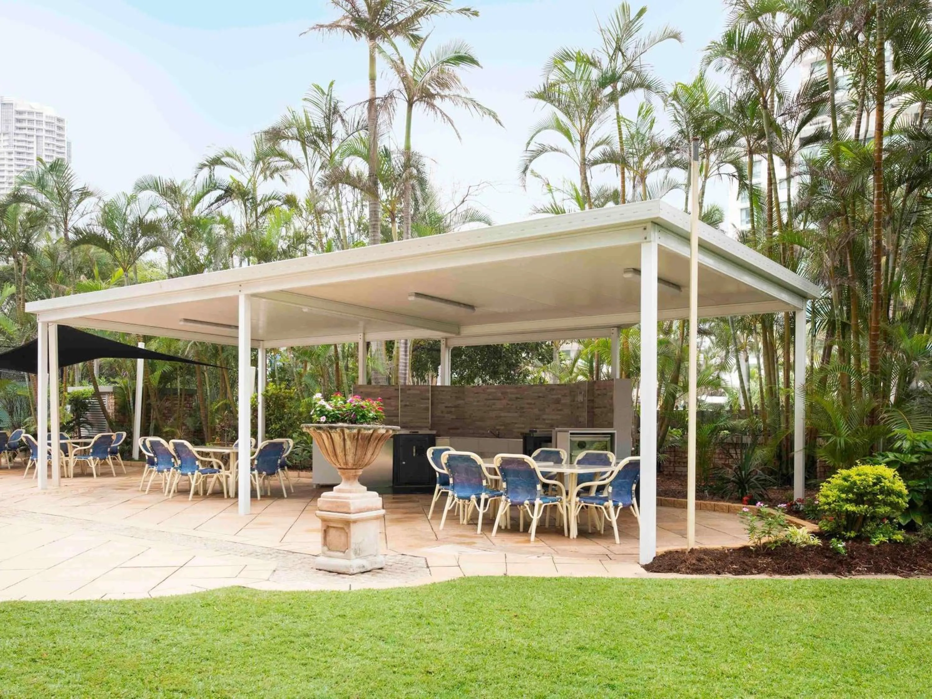 Property building in BreakFree Beachpoint