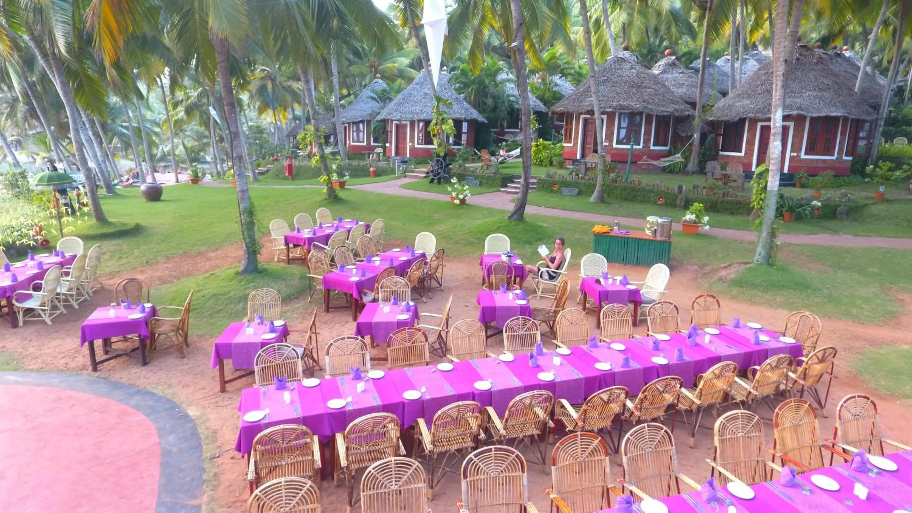 Restaurant/places to eat in Soma Manaltheeram Ayurveda BeachVillage