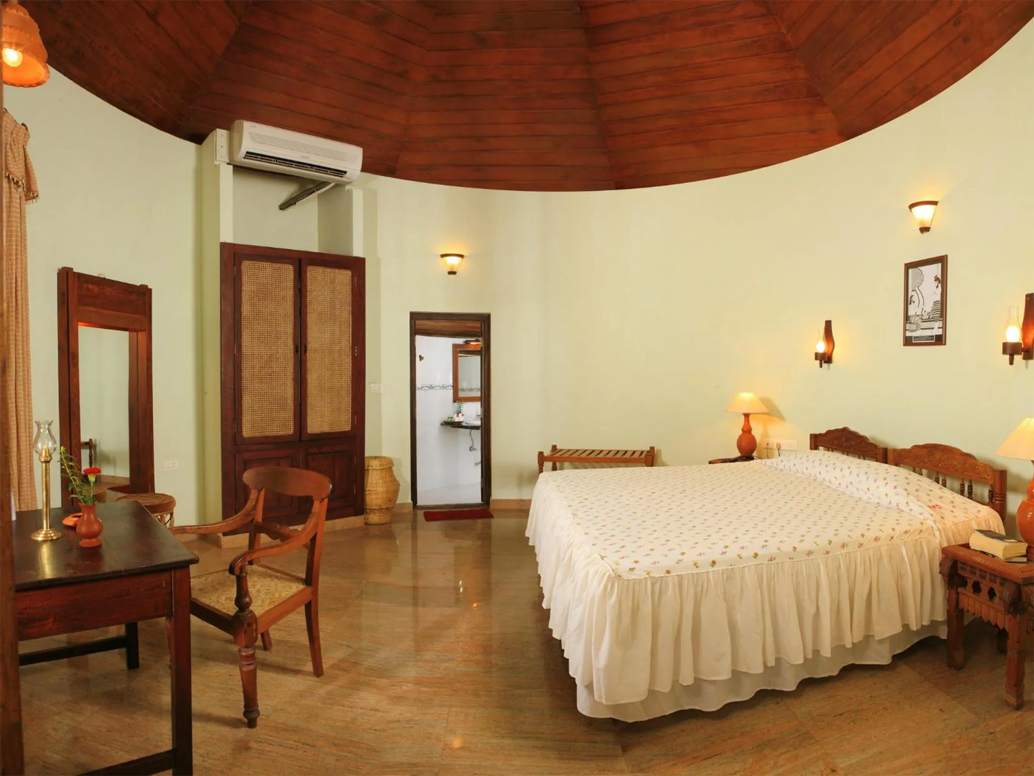 Bed in Soma Manaltheeram Ayurveda BeachVillage