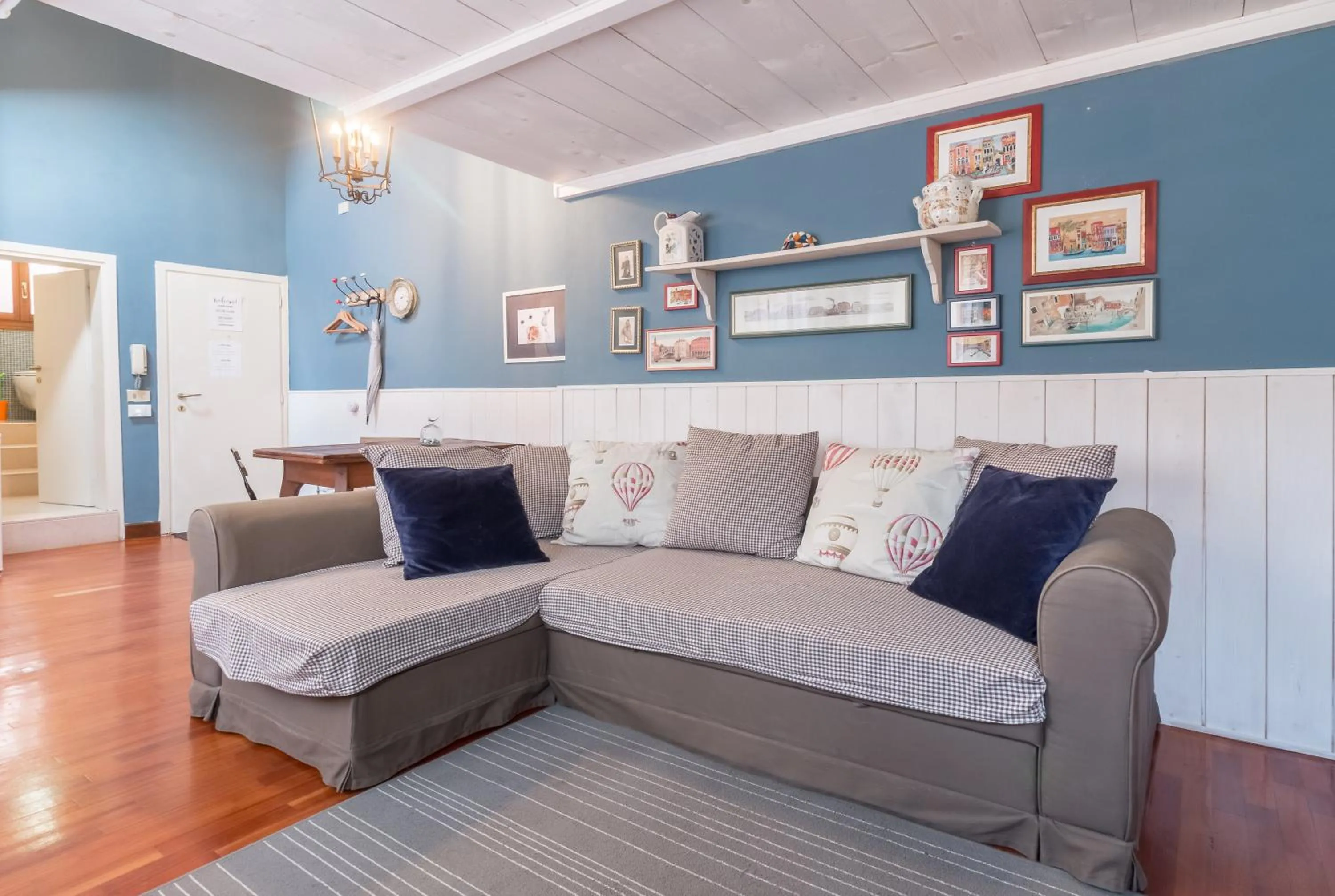 Ca' Falier Blue - 10 min from train and bus station